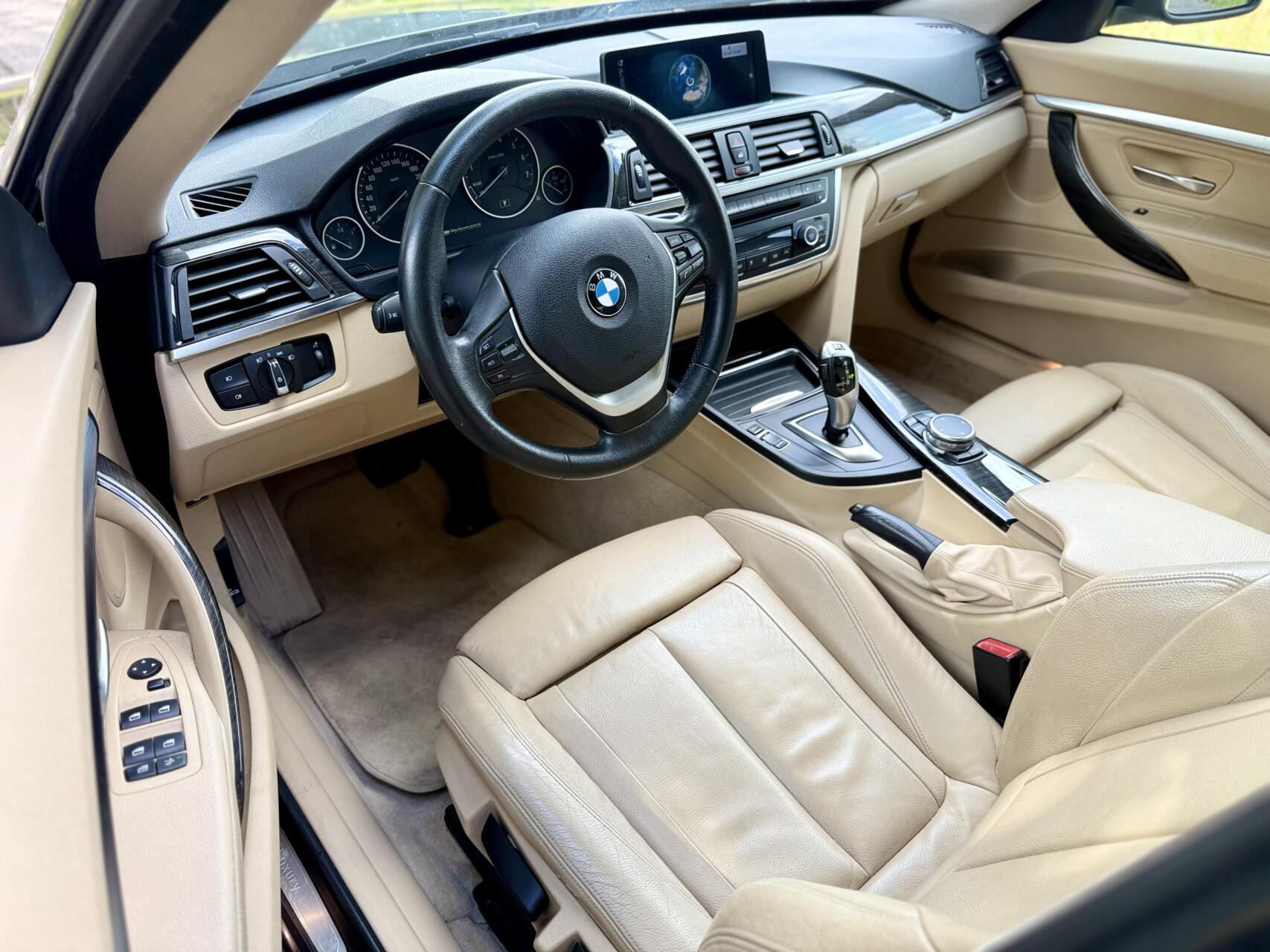 Foto van BMW 320i
