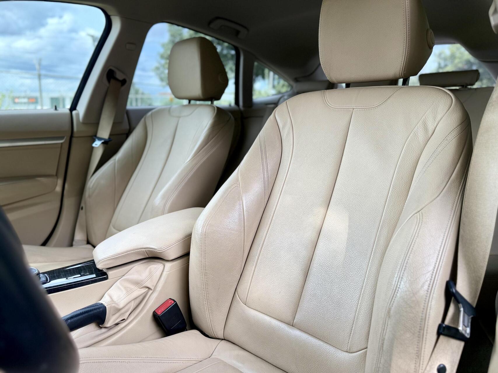 Foto van BMW 320i