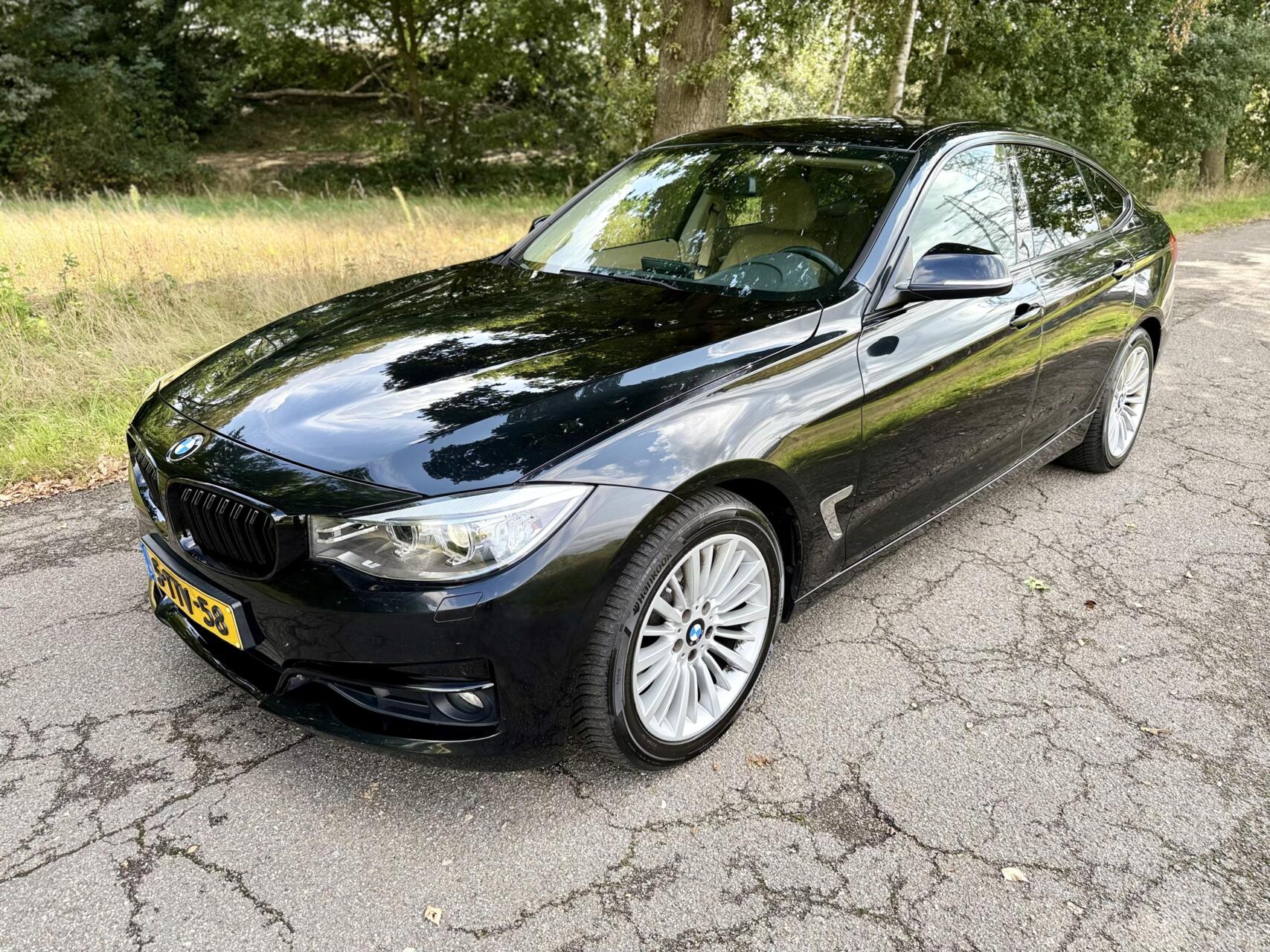 Foto van BMW 320i