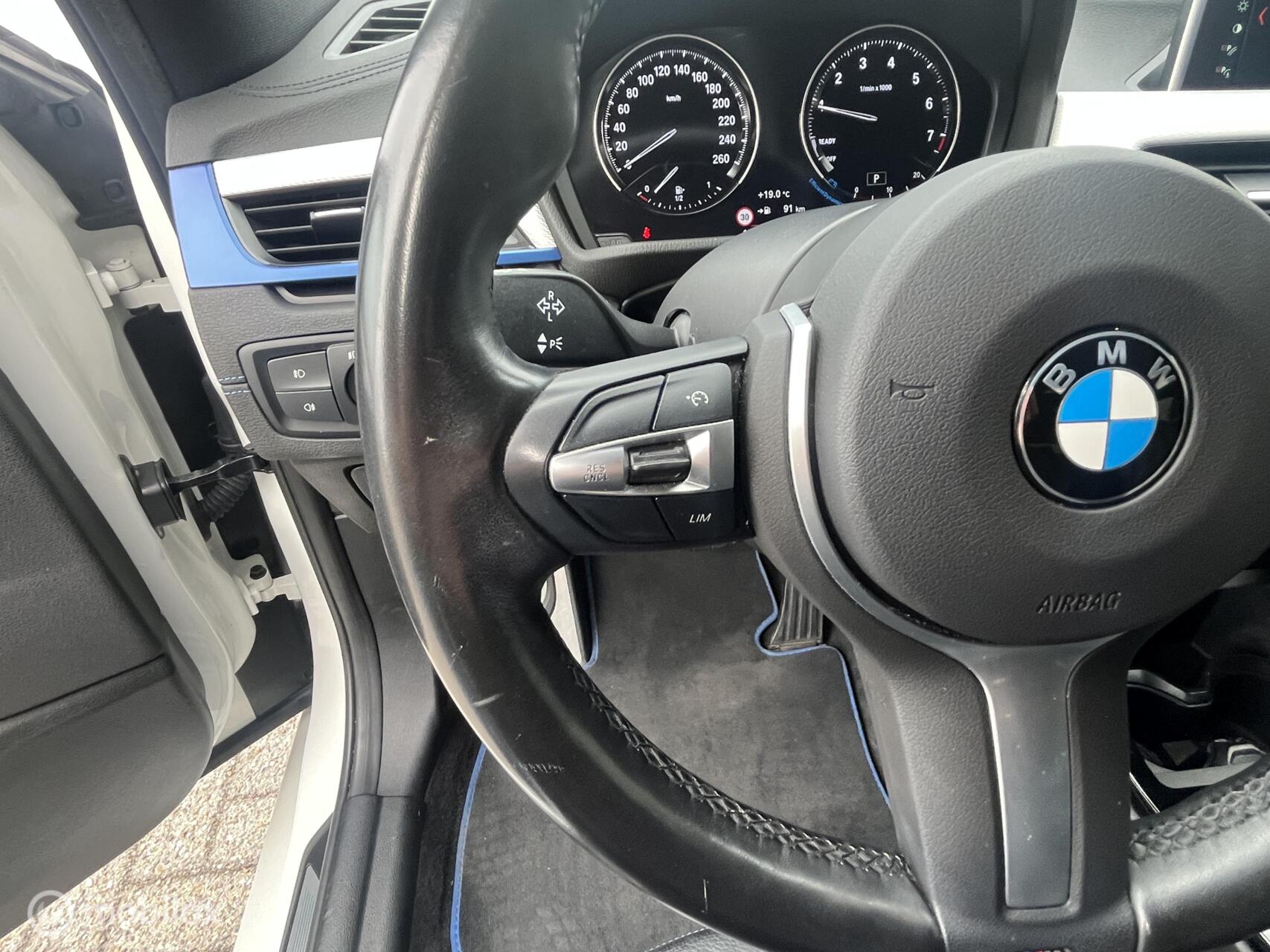 Foto van BMW X2 Sdrive18i