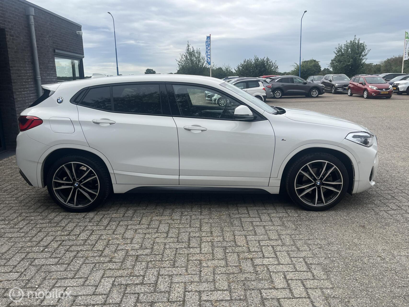 Foto van BMW X2 Sdrive18i
