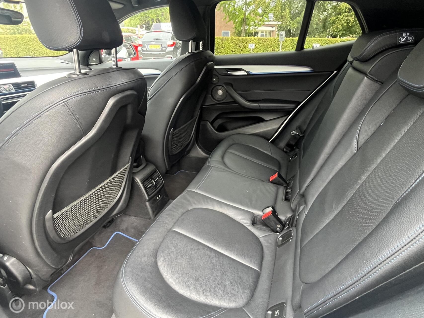 Foto van BMW X2 Sdrive18i