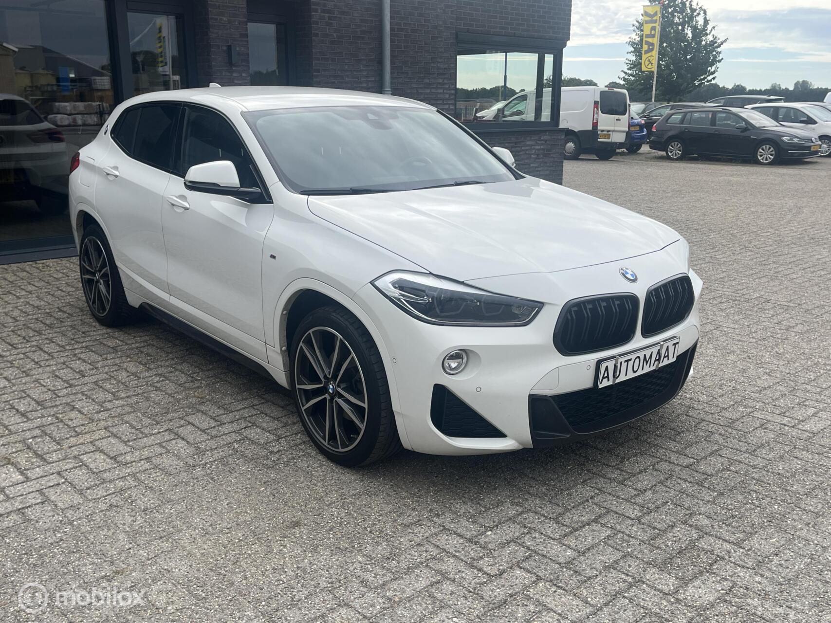 Foto van BMW X2 Sdrive18i