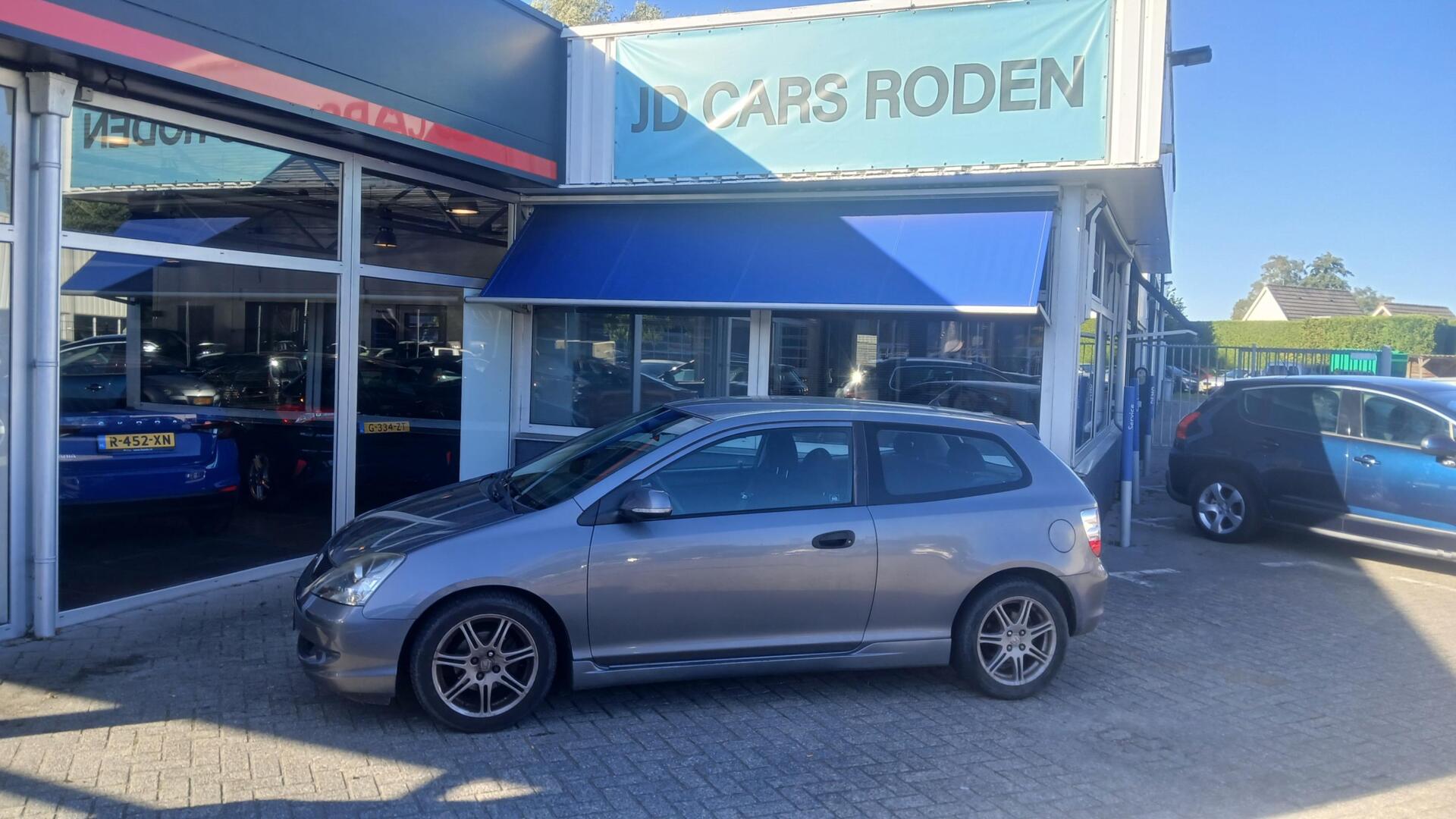 Honda Civic 3 DR 1.4i S! Nw apk! Luxe! Netjes lage km. Zuinig. 2005 - voorkant