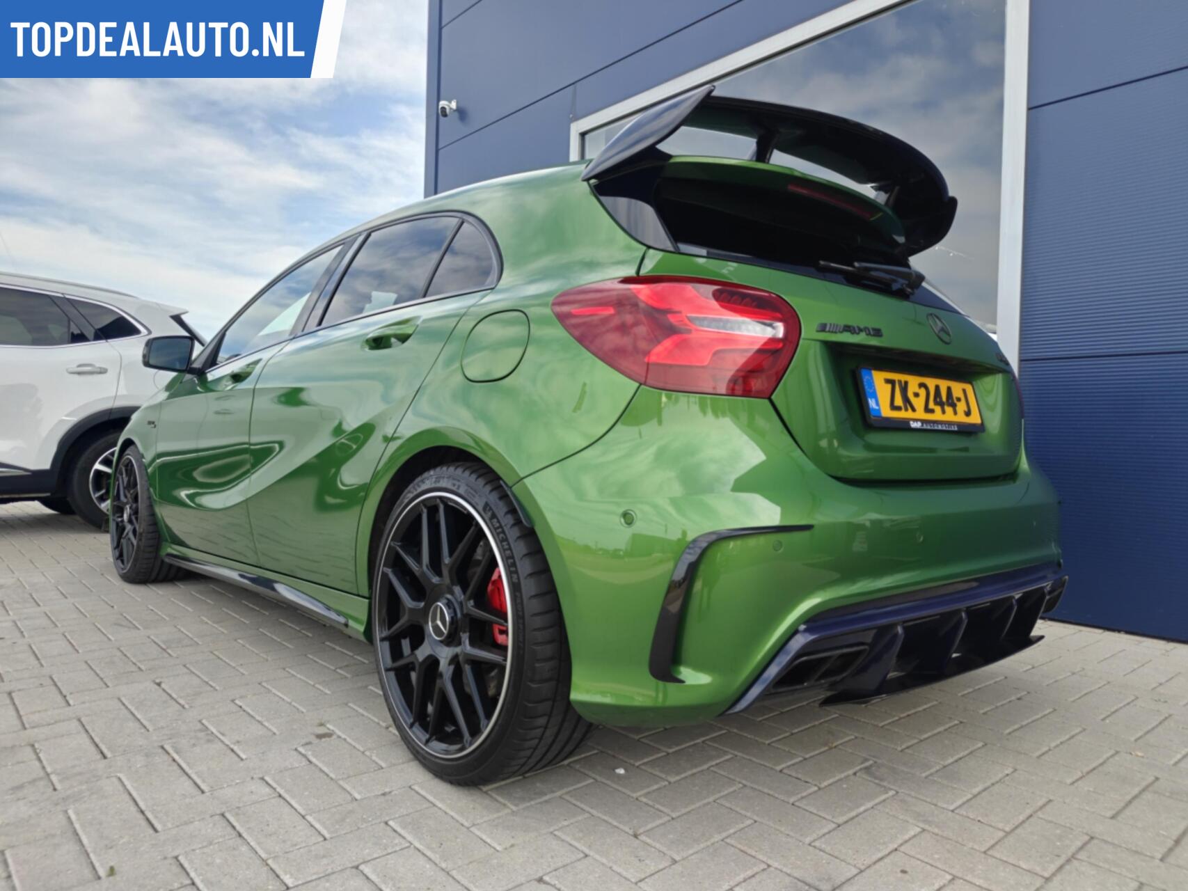Foto van Mercedes-Benz AMG A 45