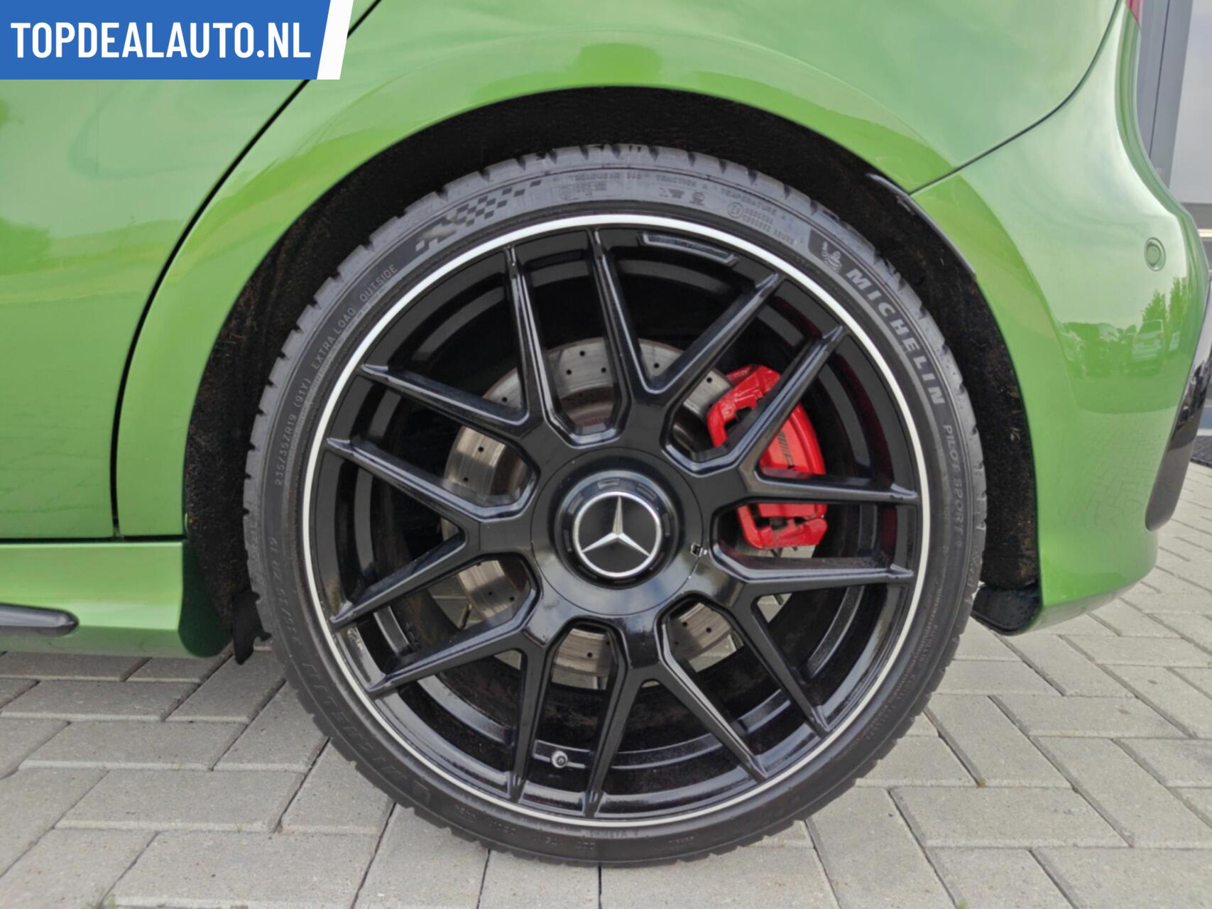 Foto van Mercedes-Benz AMG A 45