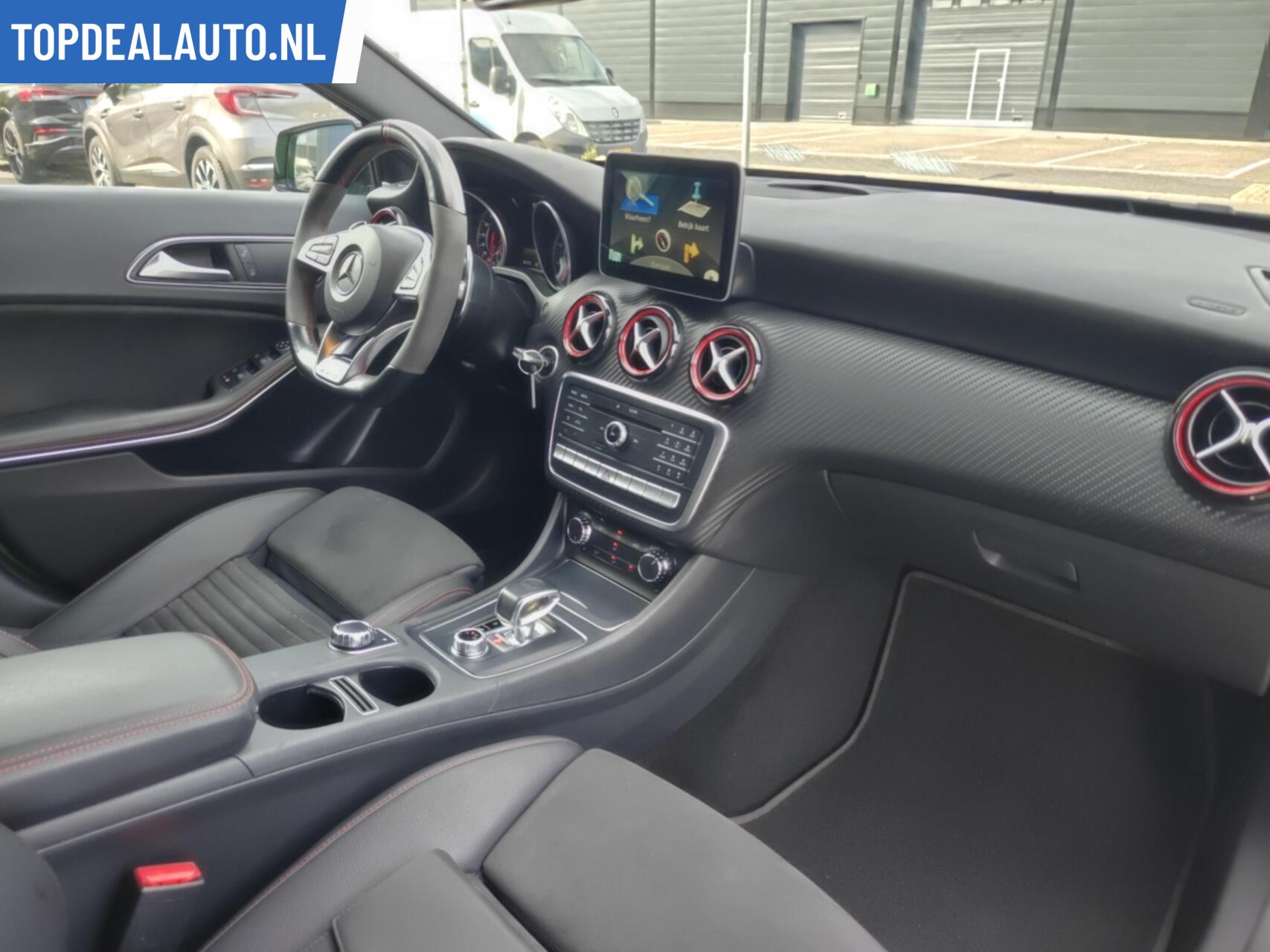 Foto van Mercedes-Benz AMG A 45