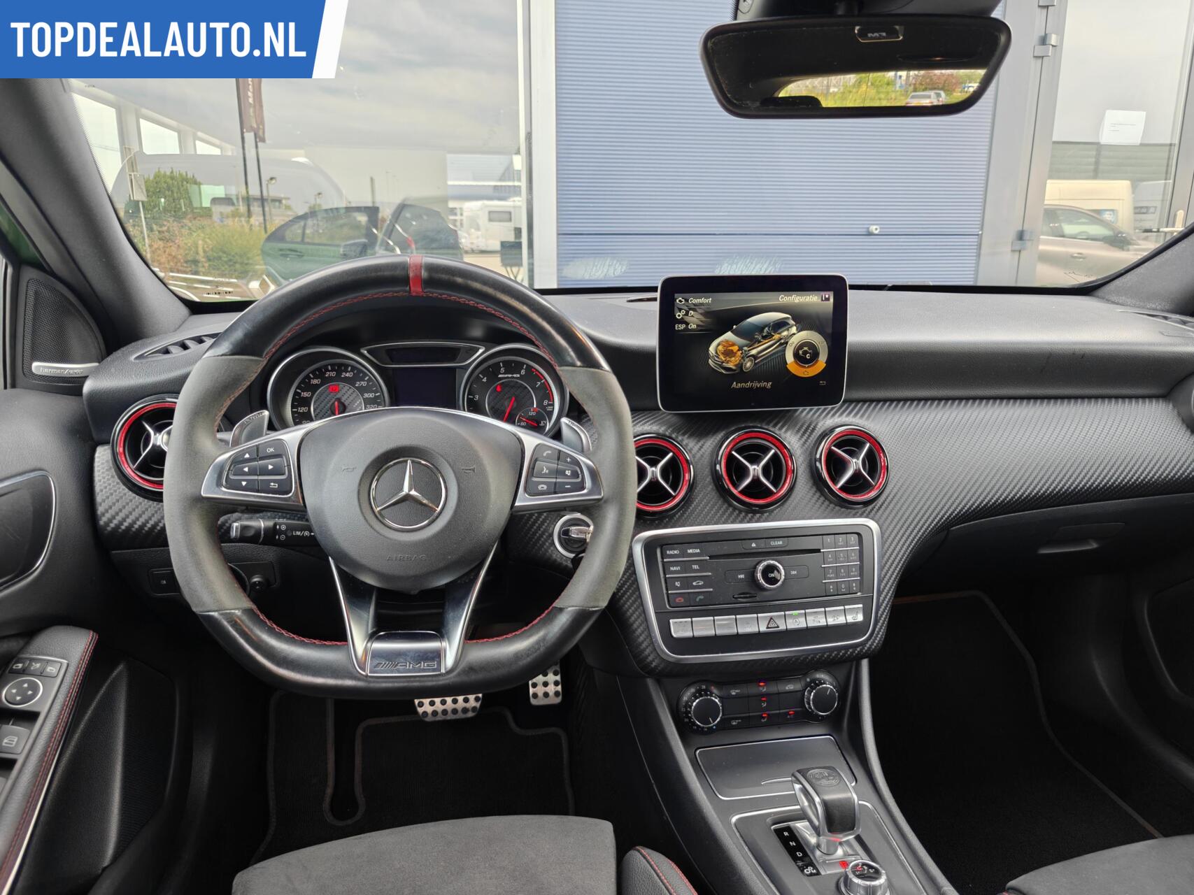 Foto van Mercedes-Benz AMG A 45