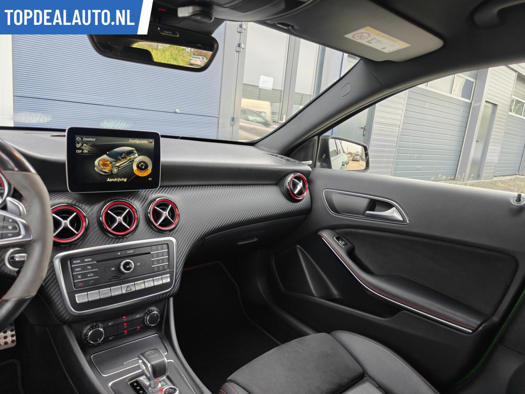 Foto van Mercedes-Benz AMG A 45