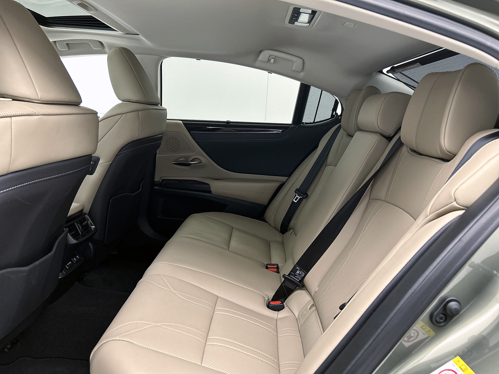 Foto van Lexus Lexus Es300h