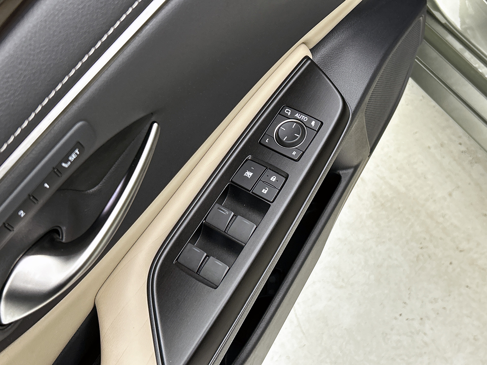 Foto van Lexus Lexus Es300h