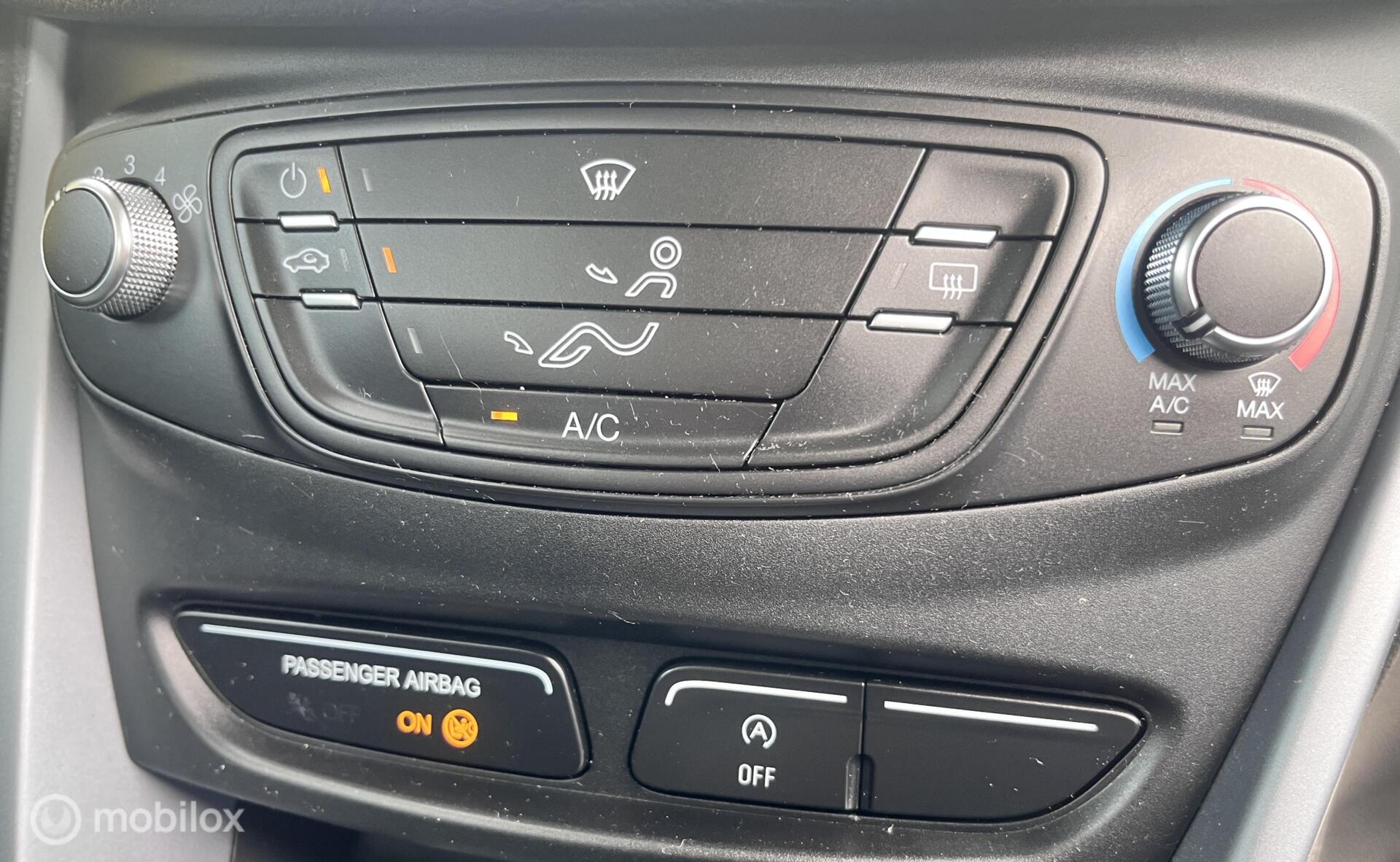 Foto van Ford B-max