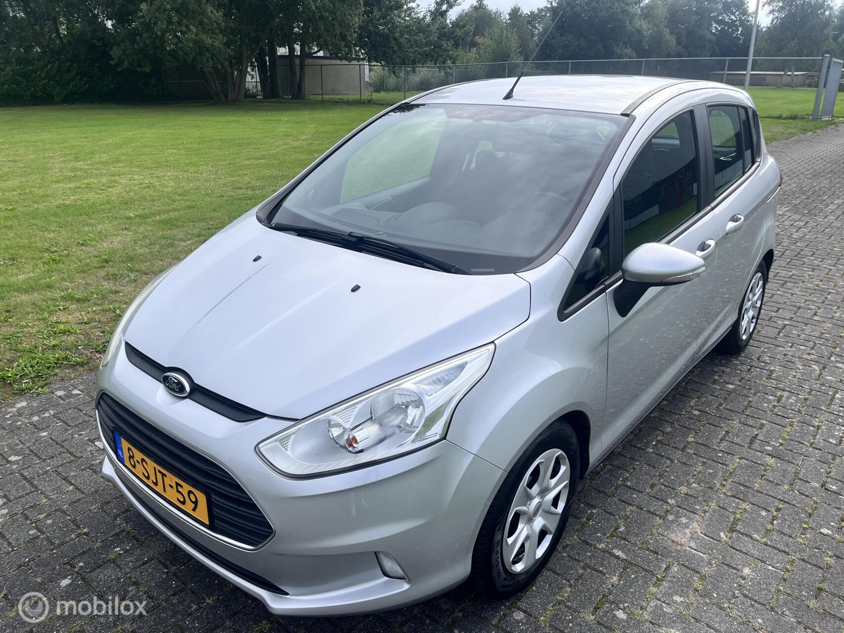 Foto van Ford B-max