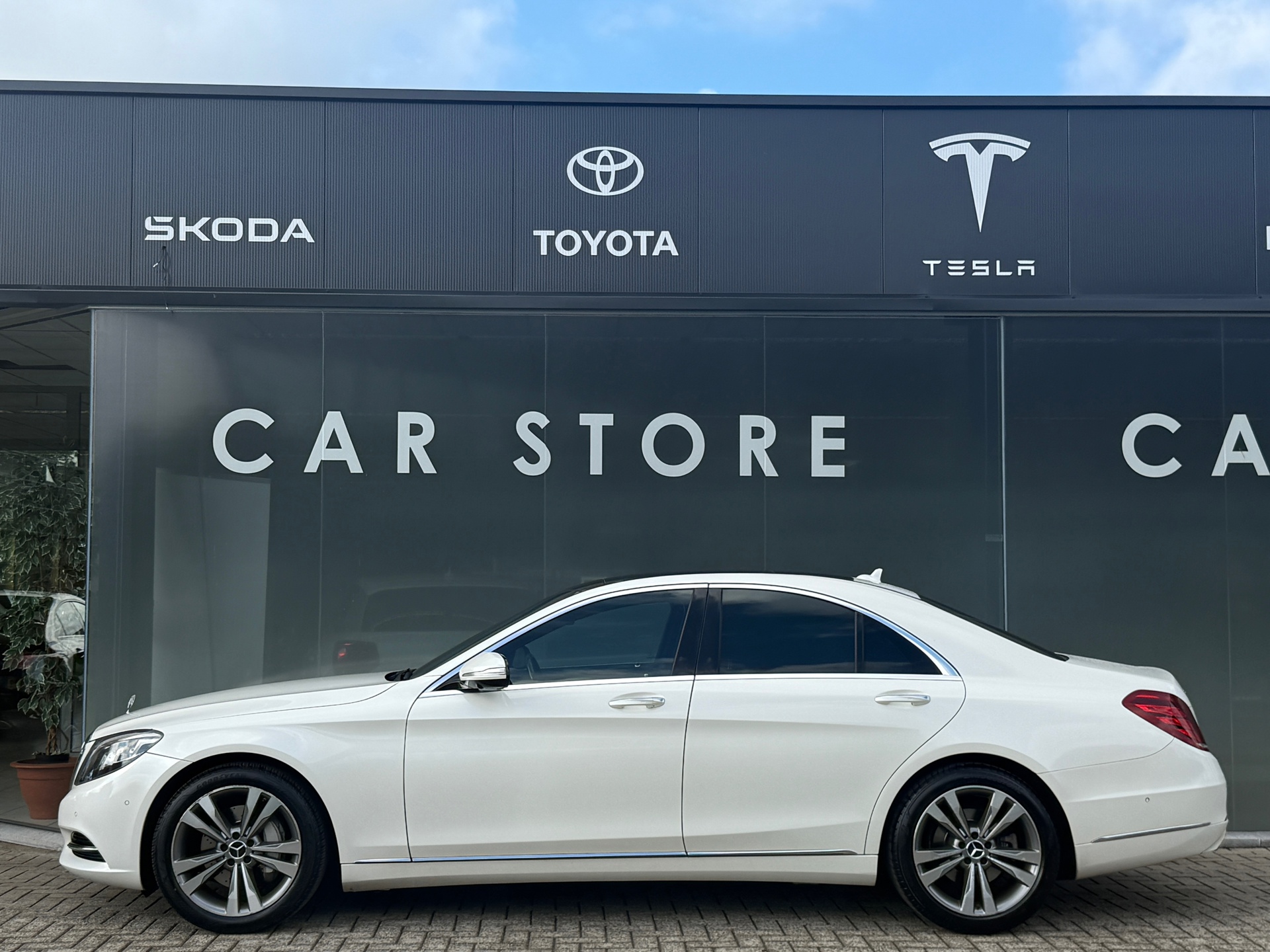 Foto van Mercedes-Benz S 400 Hybrid