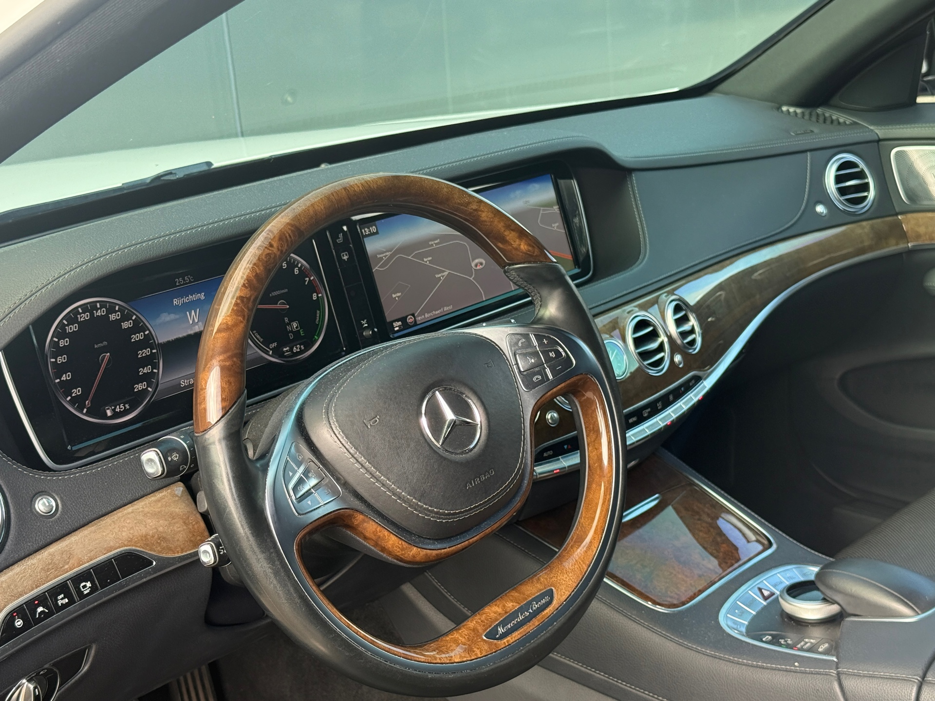 Foto van Mercedes-Benz S 400 Hybrid