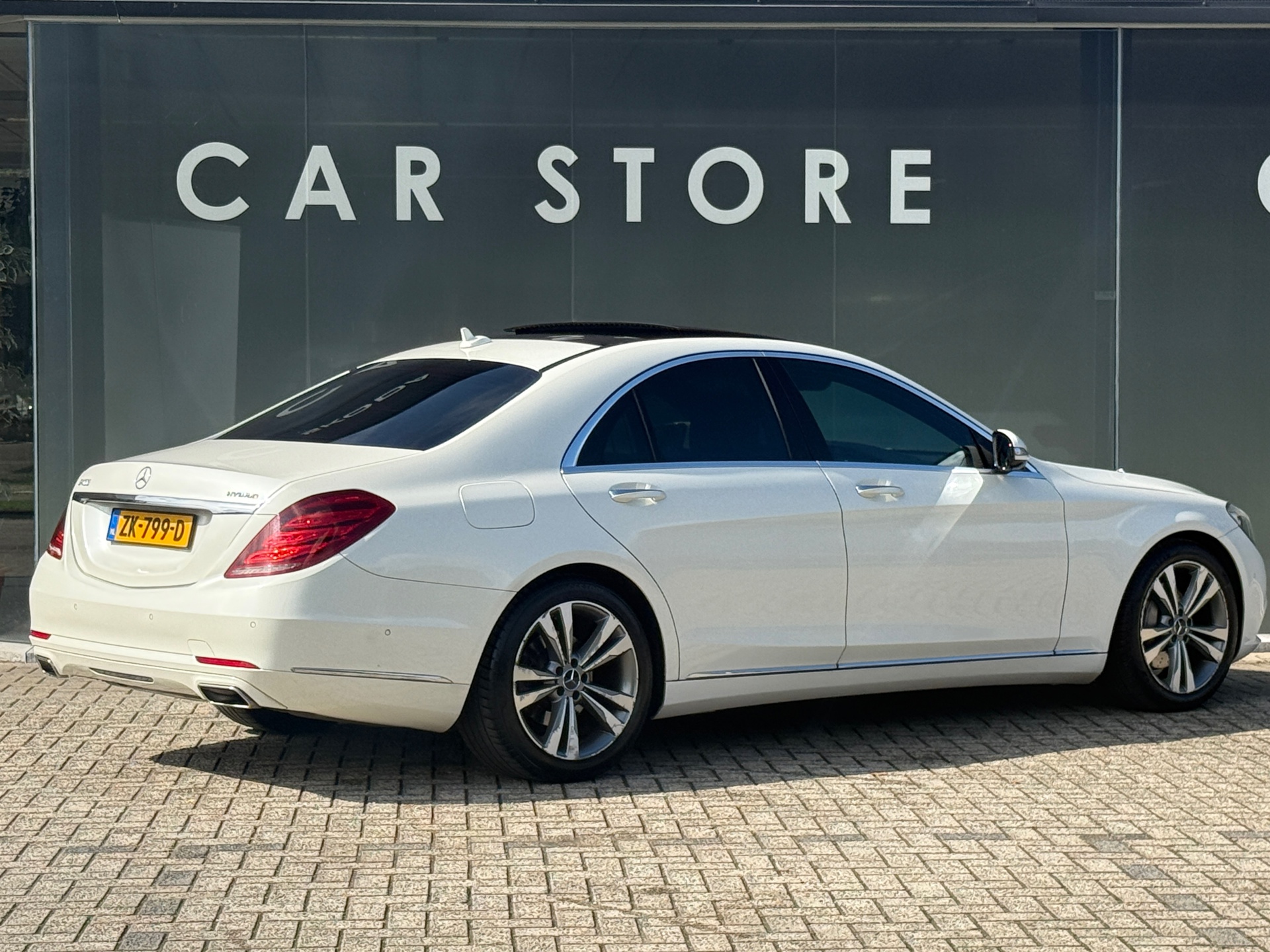 Foto van Mercedes-Benz S 400 Hybrid