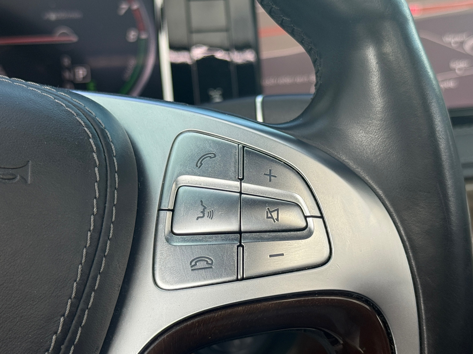 Foto van Mercedes-Benz S 400 Hybrid