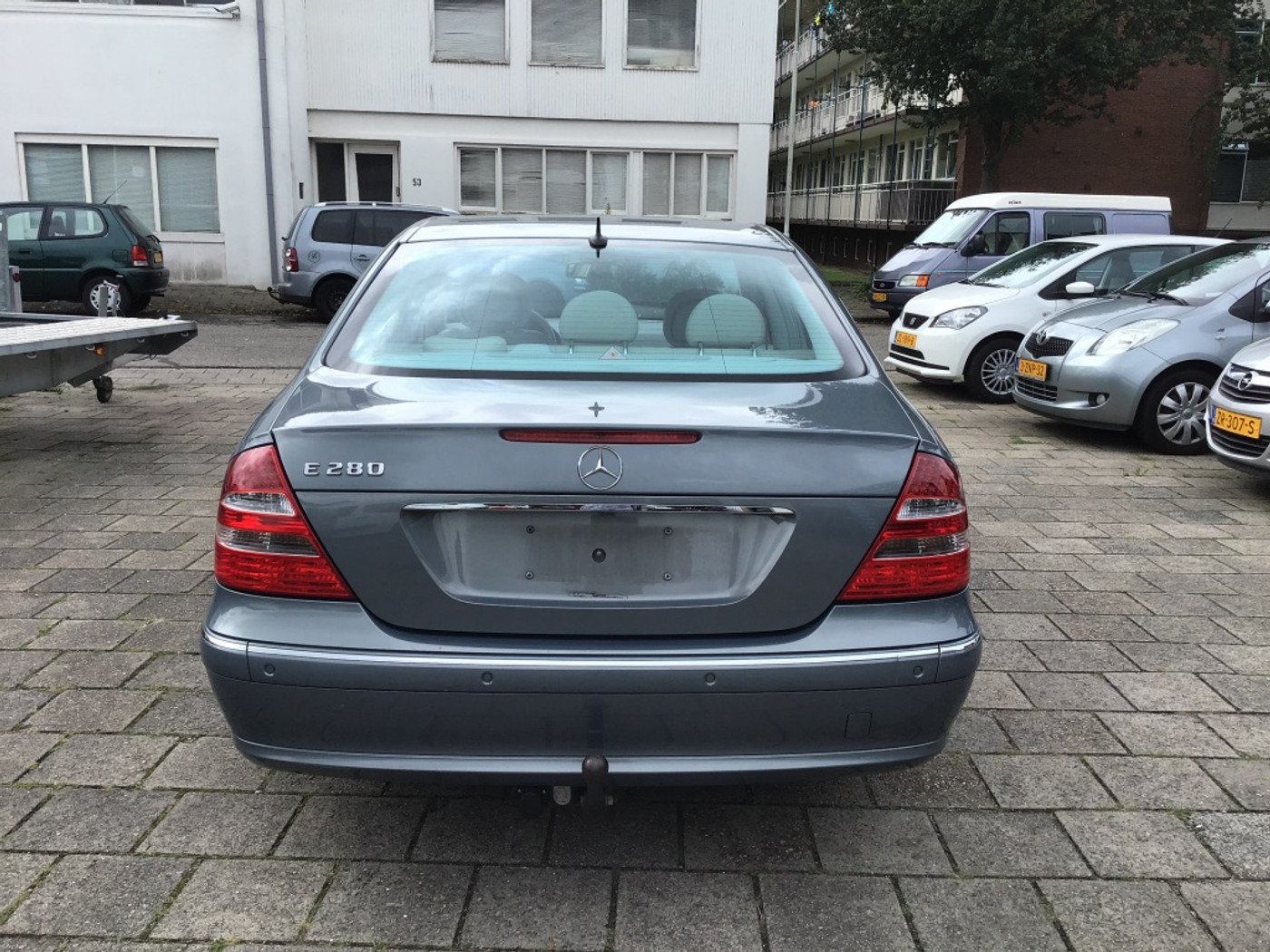 Foto van Mercedes-Benz E 280