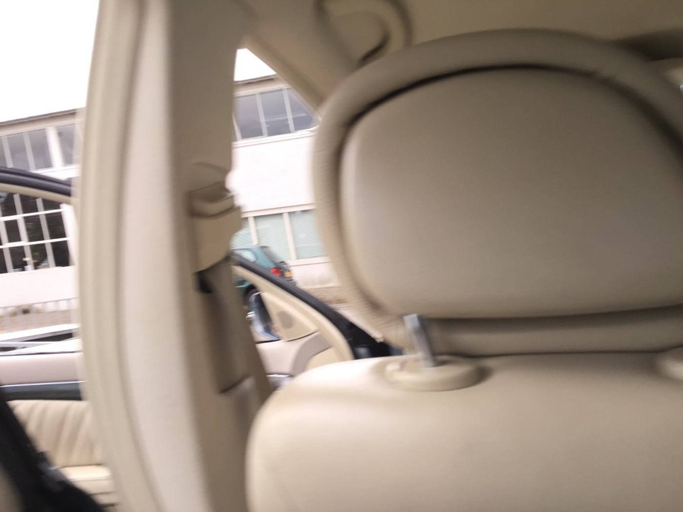 Foto van Mercedes-Benz E 280