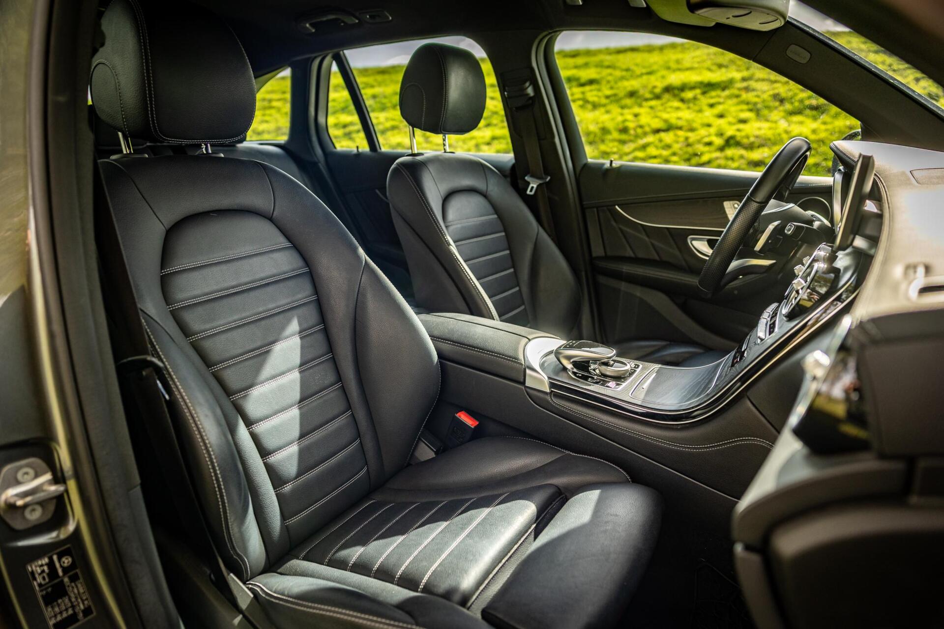 Foto van Mercedes-Benz GLC 350 E 4Matic