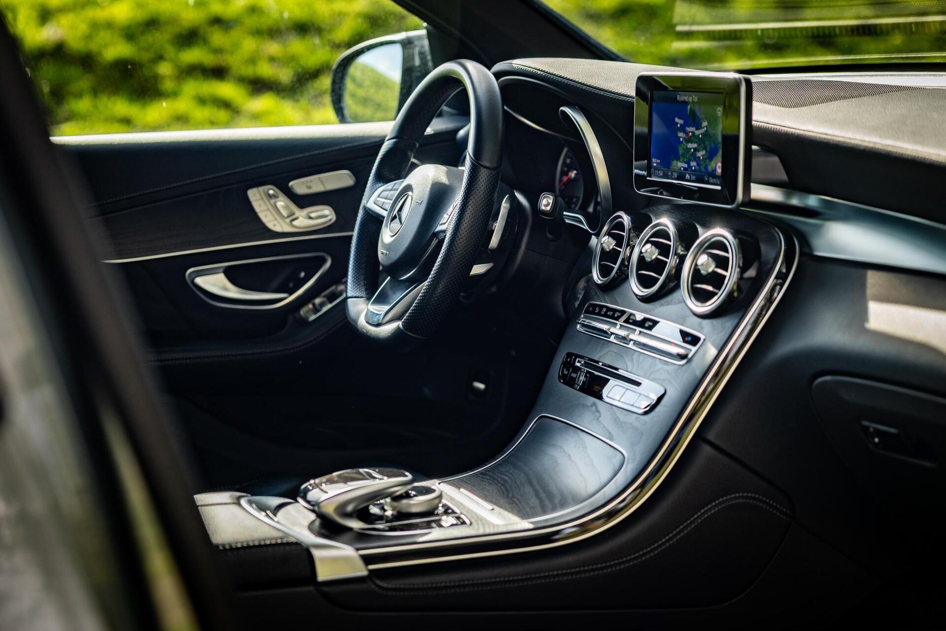 Foto van Mercedes-Benz GLC 350 E 4Matic
