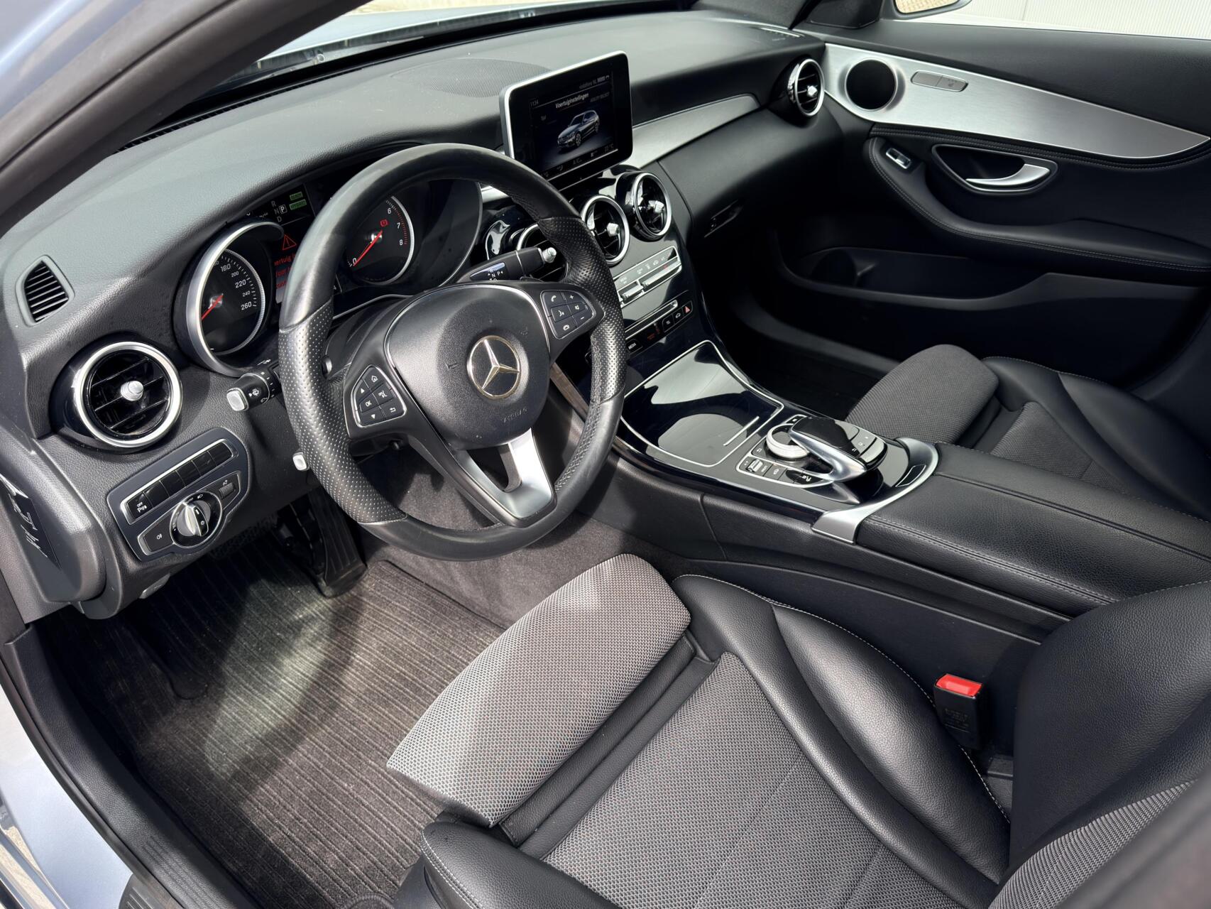Foto van Mercedes-Benz C 350 E