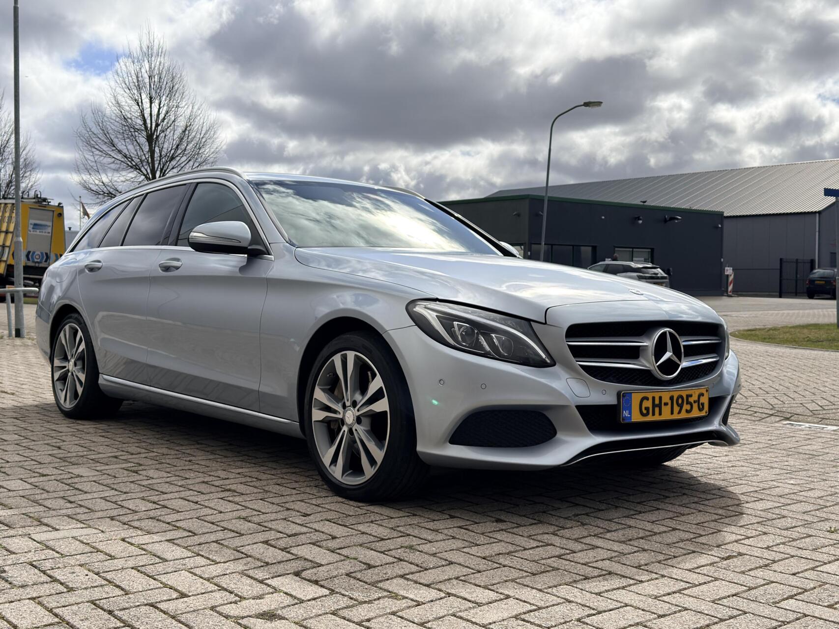 Foto van Mercedes-Benz C 350 E