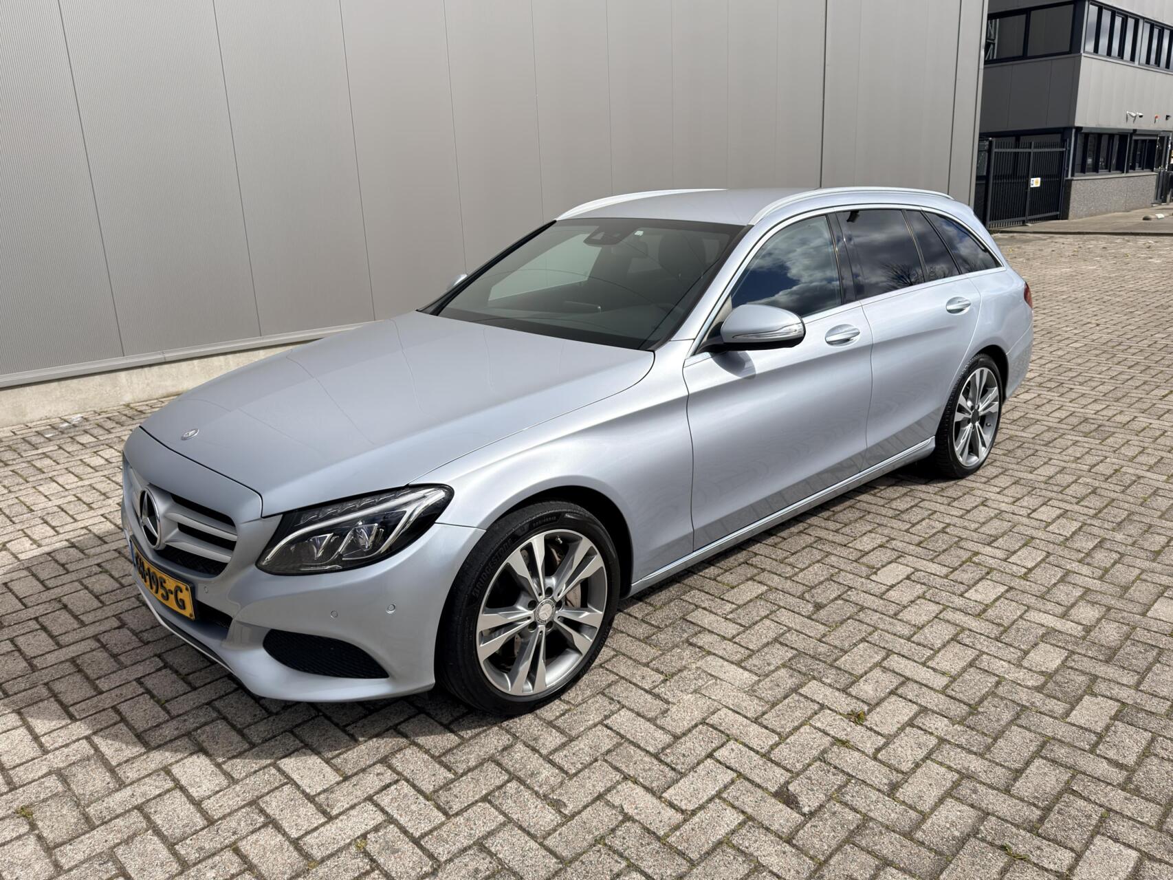 Foto van Mercedes-Benz C 350 E