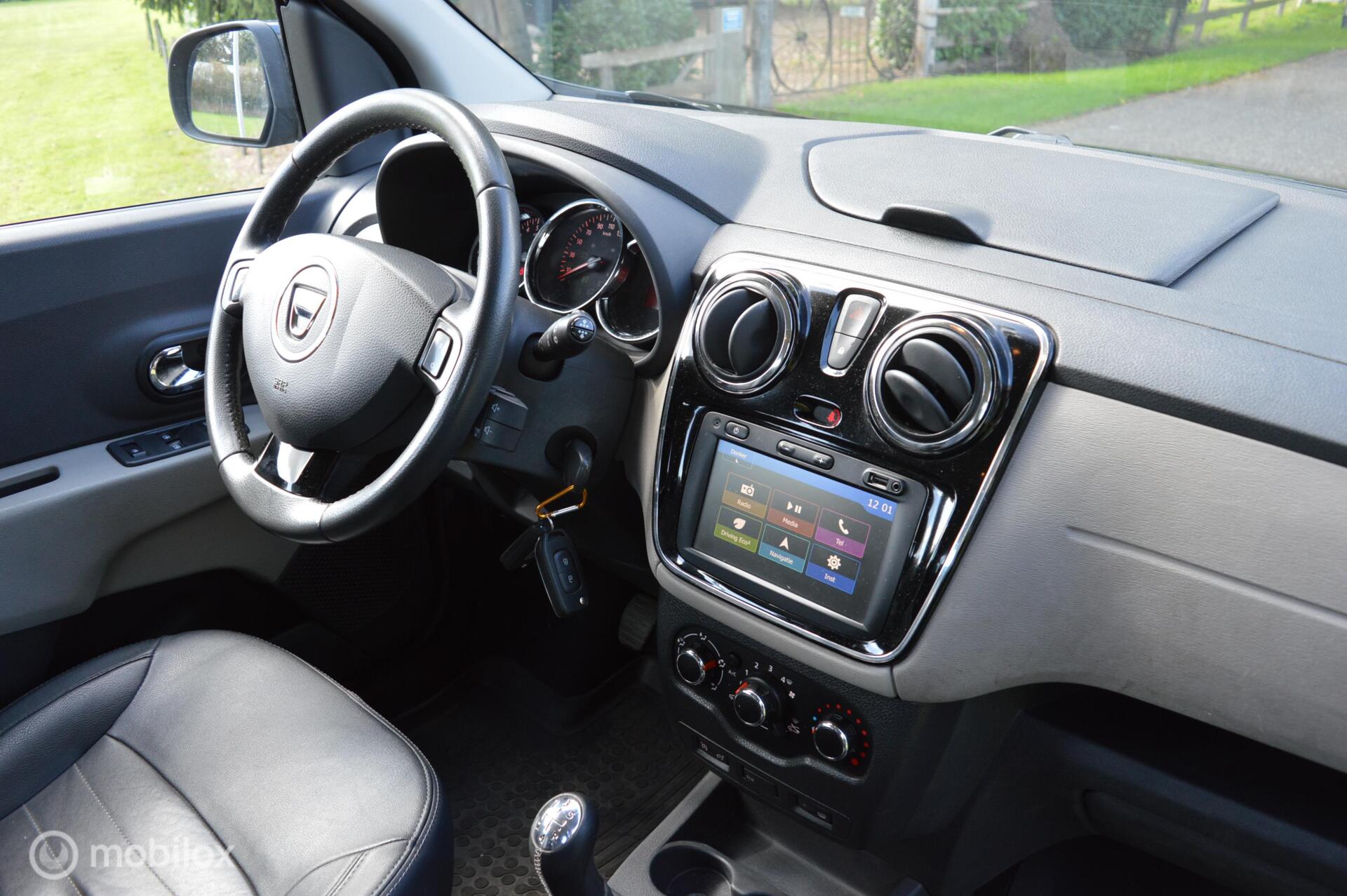 Foto van Dacia Lodgy