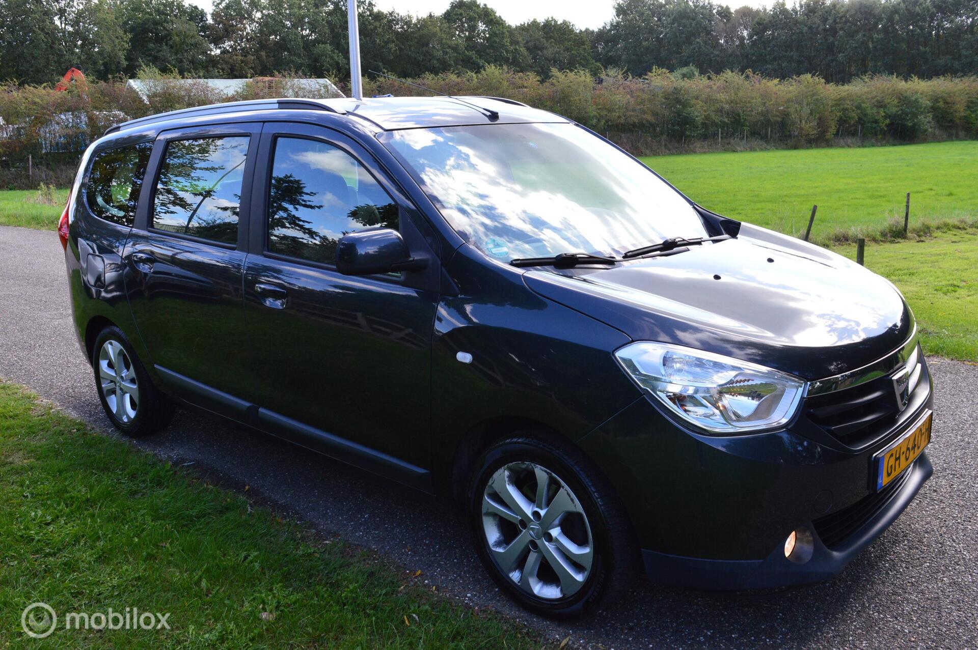 Foto van Dacia Lodgy