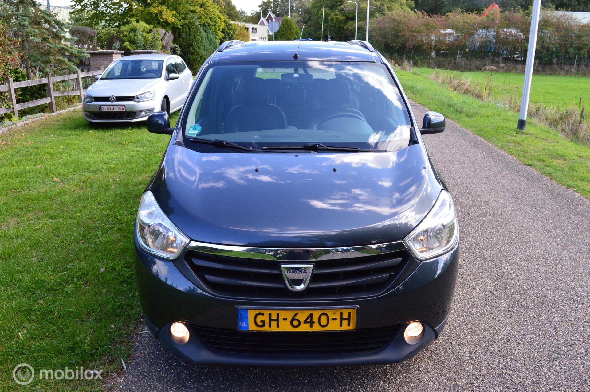 Foto van Dacia Lodgy