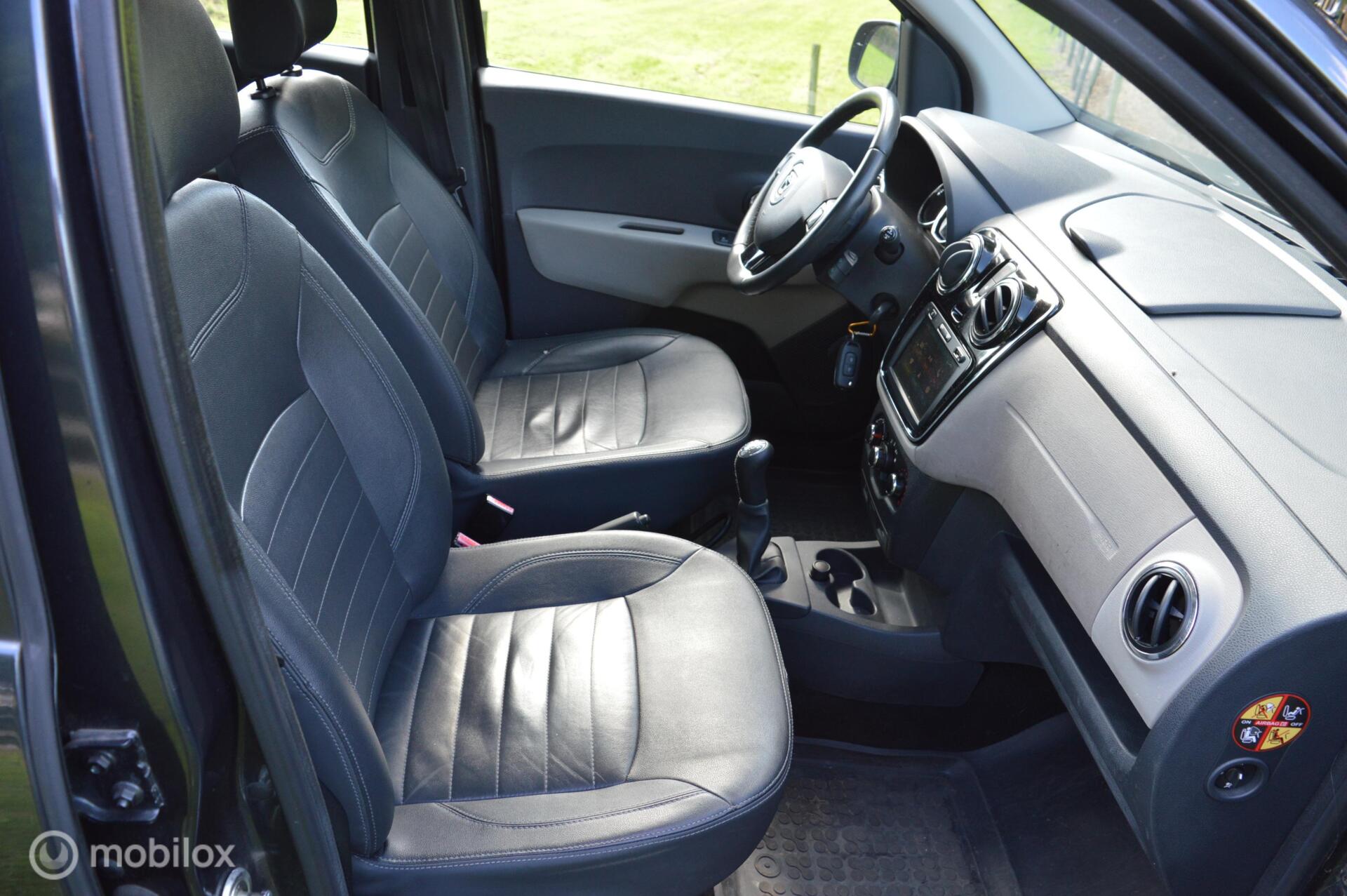 Foto van Dacia Lodgy