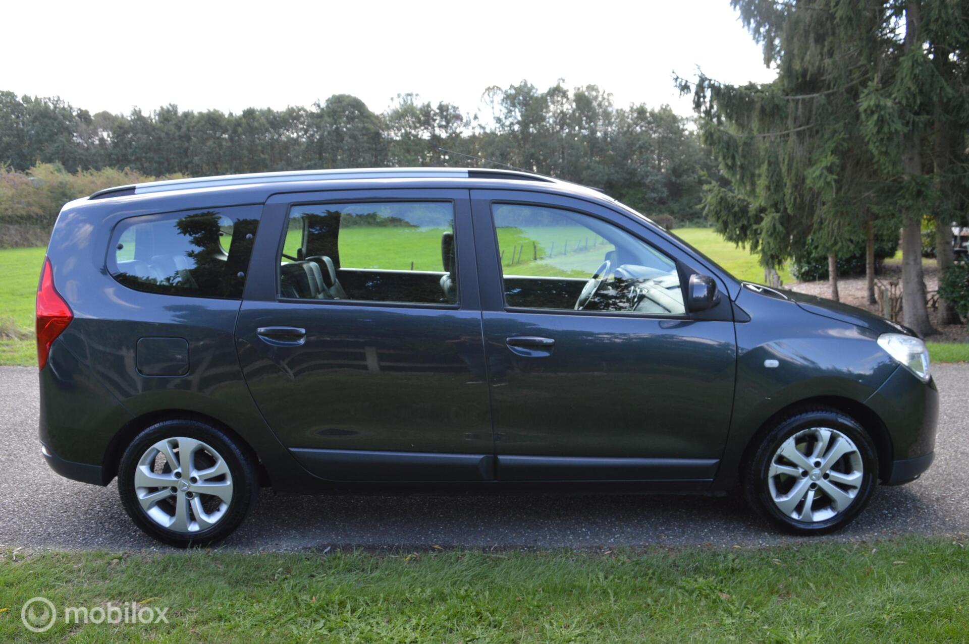 Foto van Dacia Lodgy