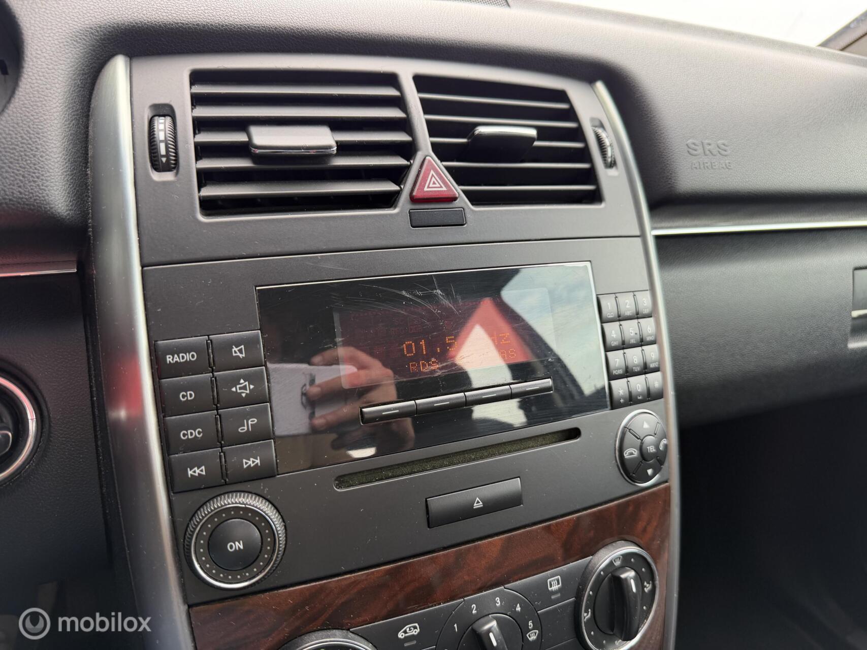 Foto van Mercedes-Benz B 200