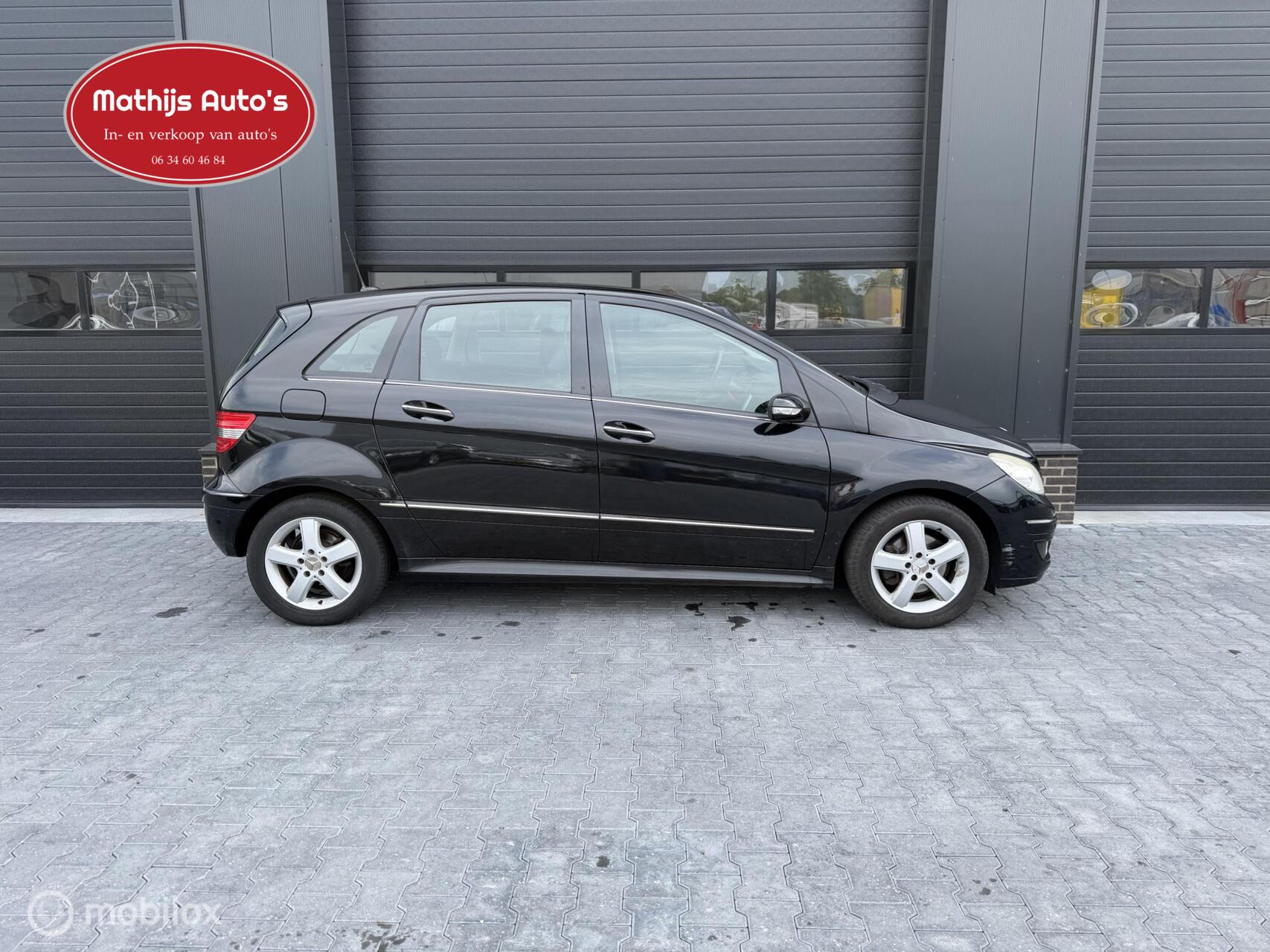 Foto van Mercedes-Benz B 200