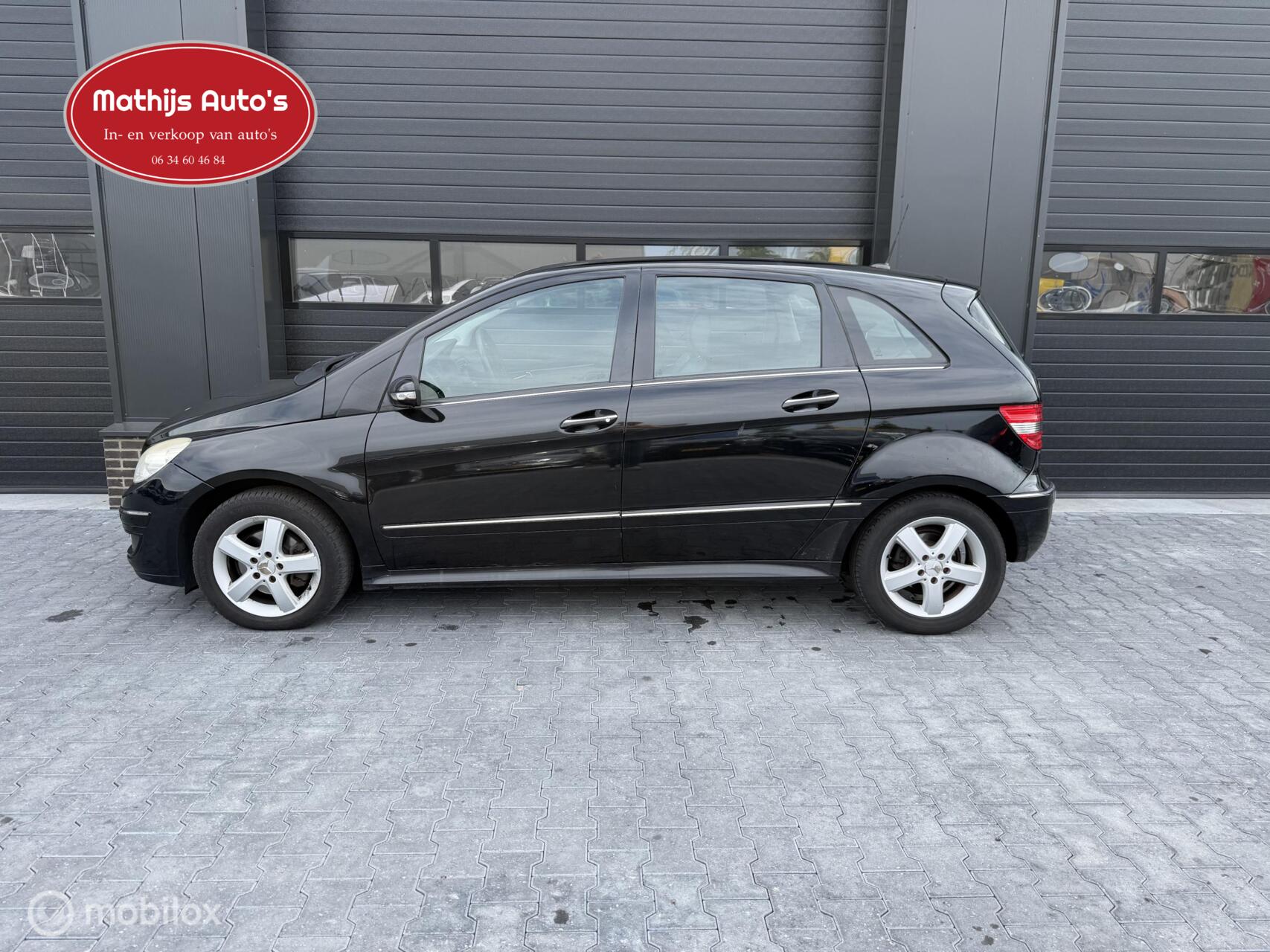 Foto van Mercedes-Benz B 200