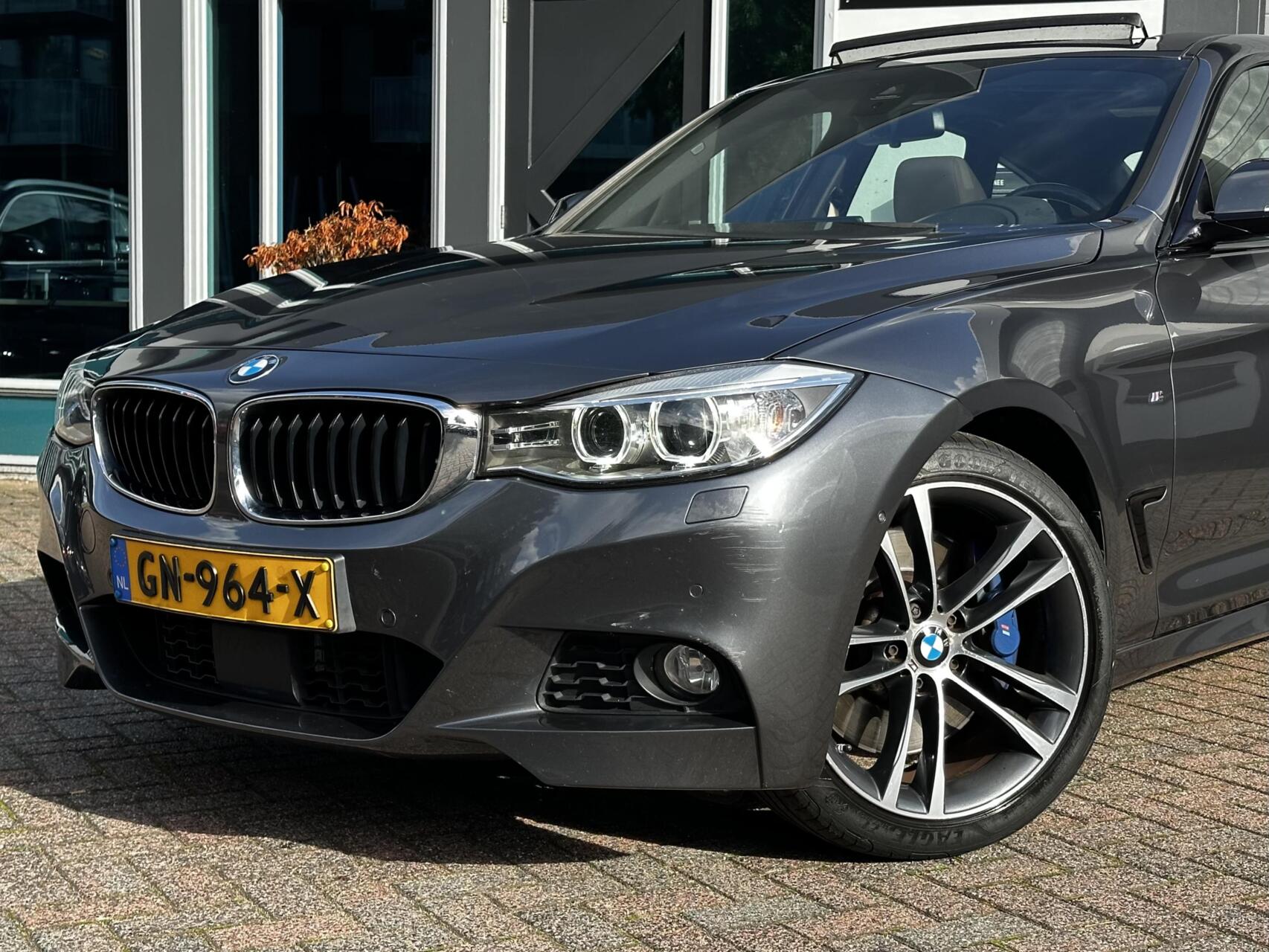 Foto van BMW 328i
