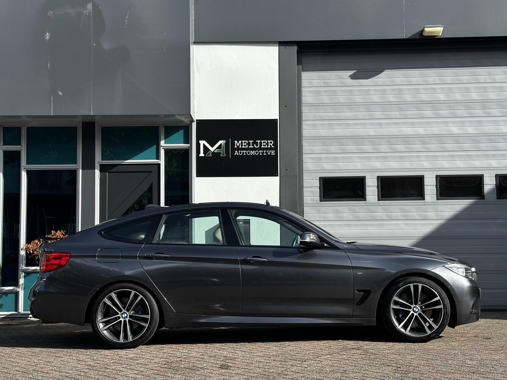 Foto van BMW 328i