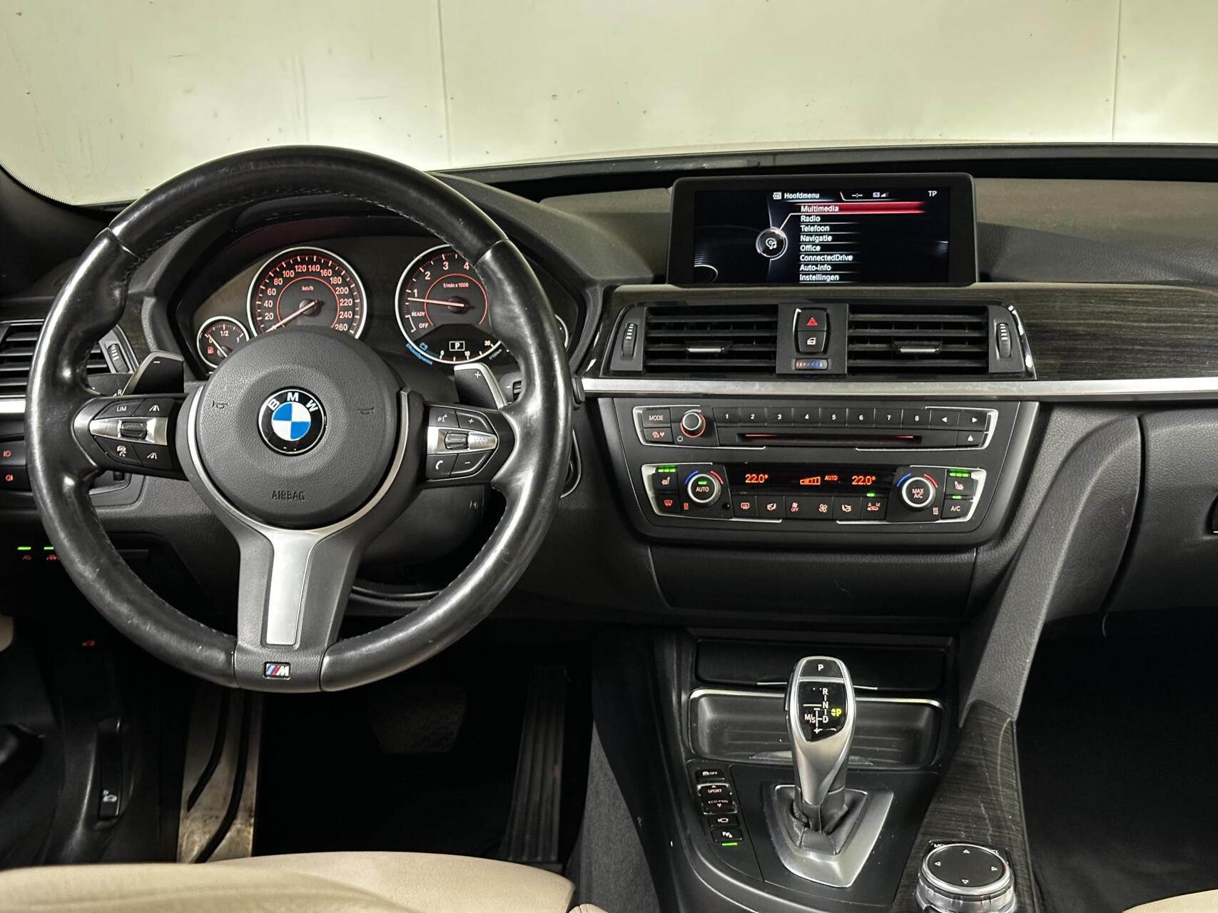 Foto van BMW 328i