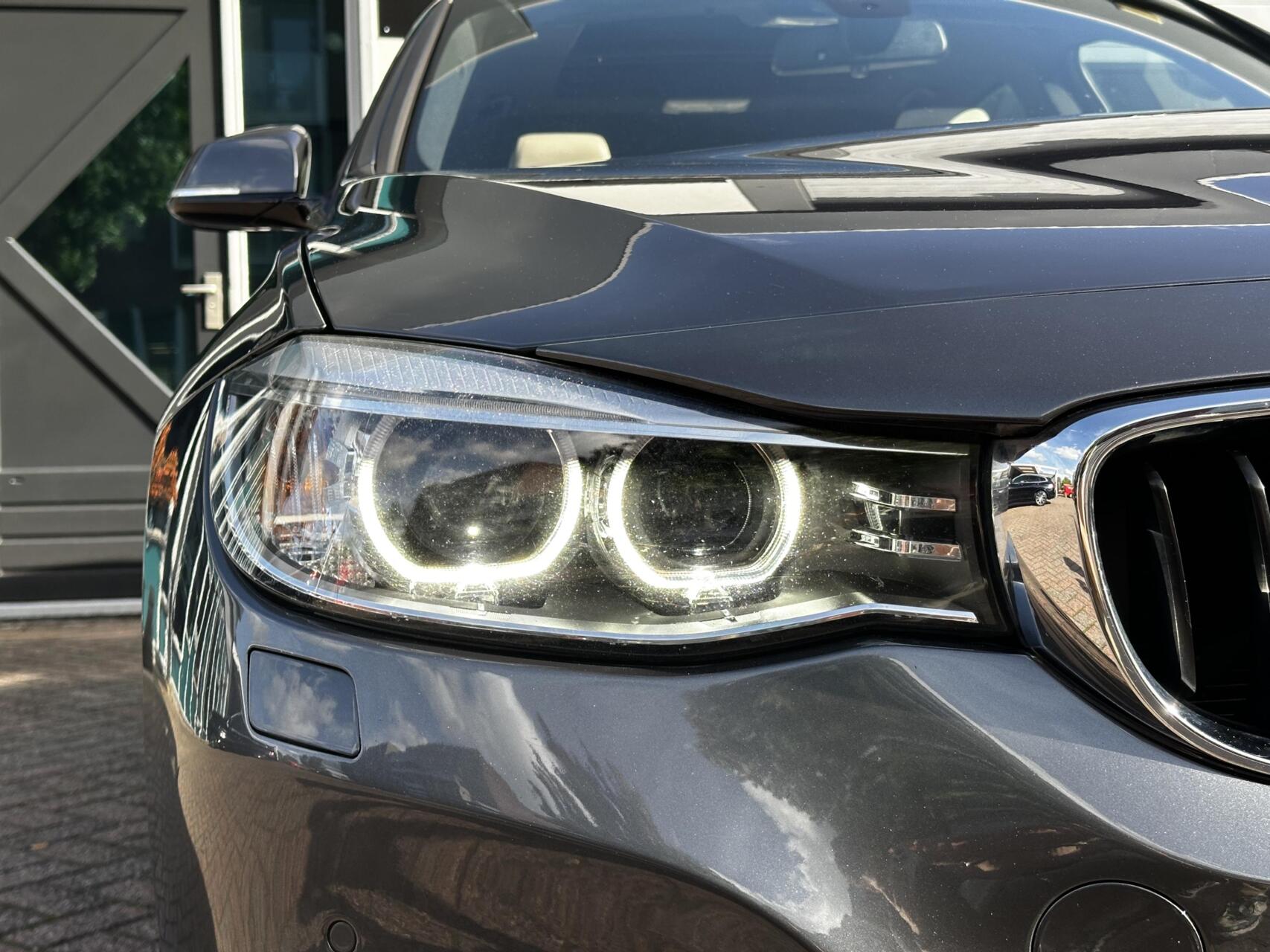 Foto van BMW 328i