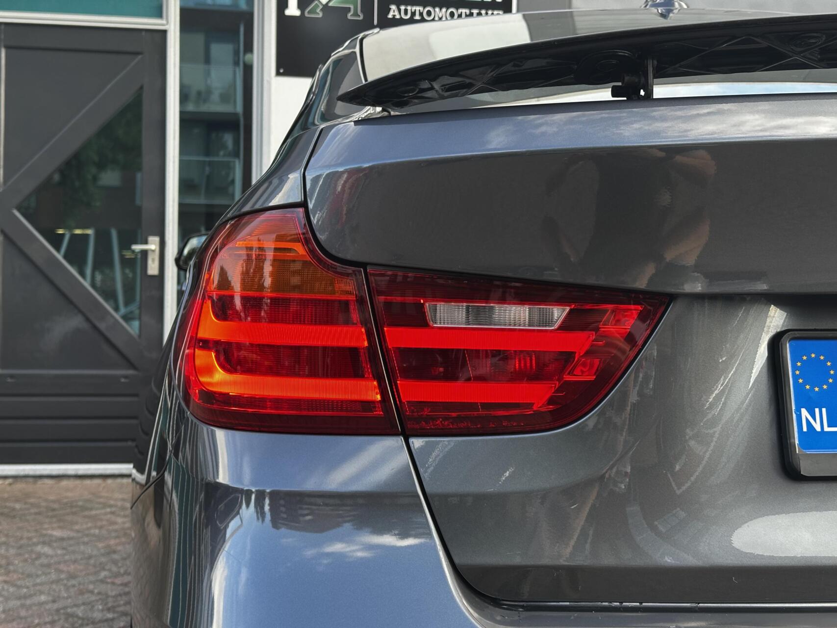 Foto van BMW 328i