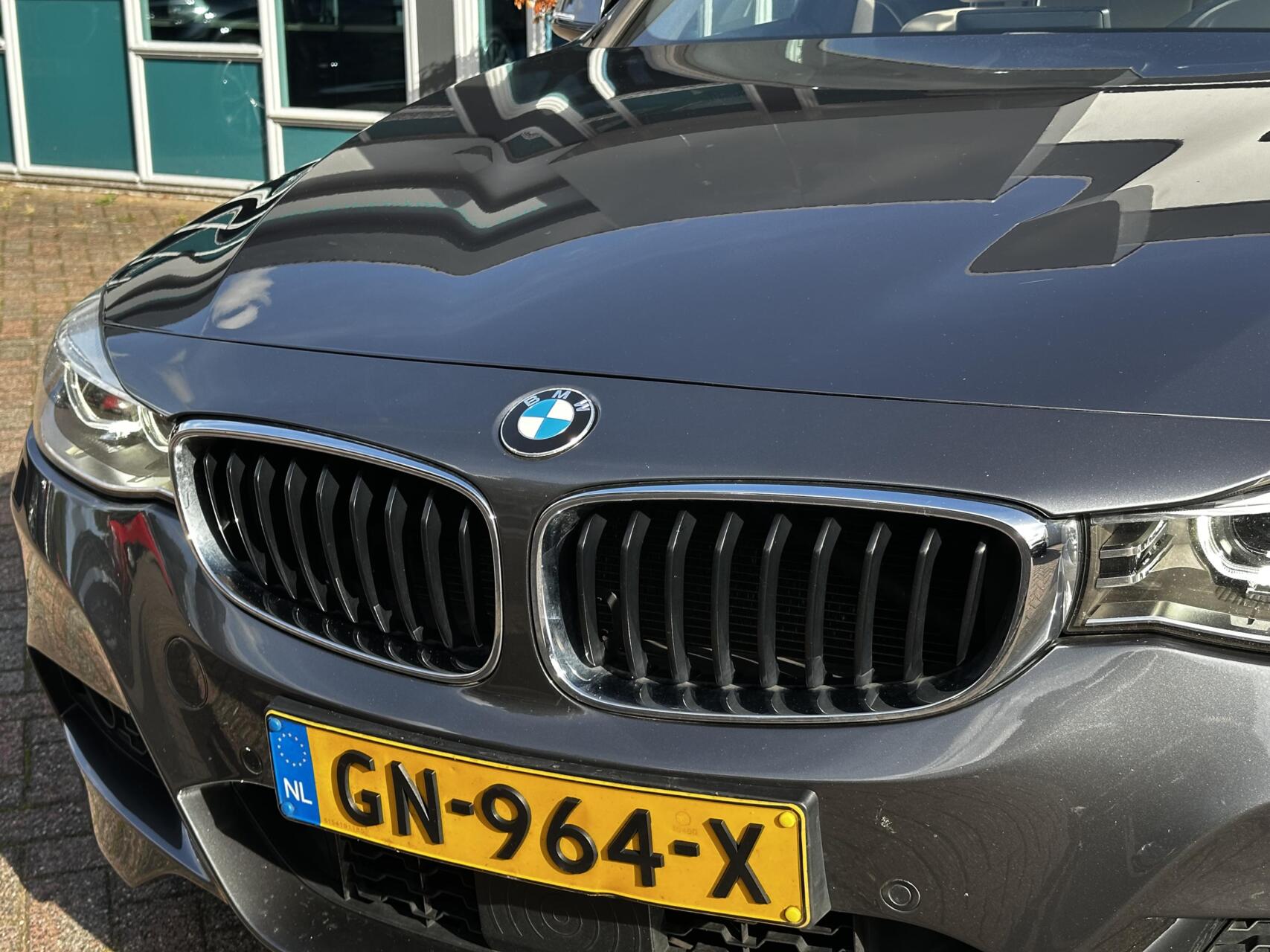 Foto van BMW 328i