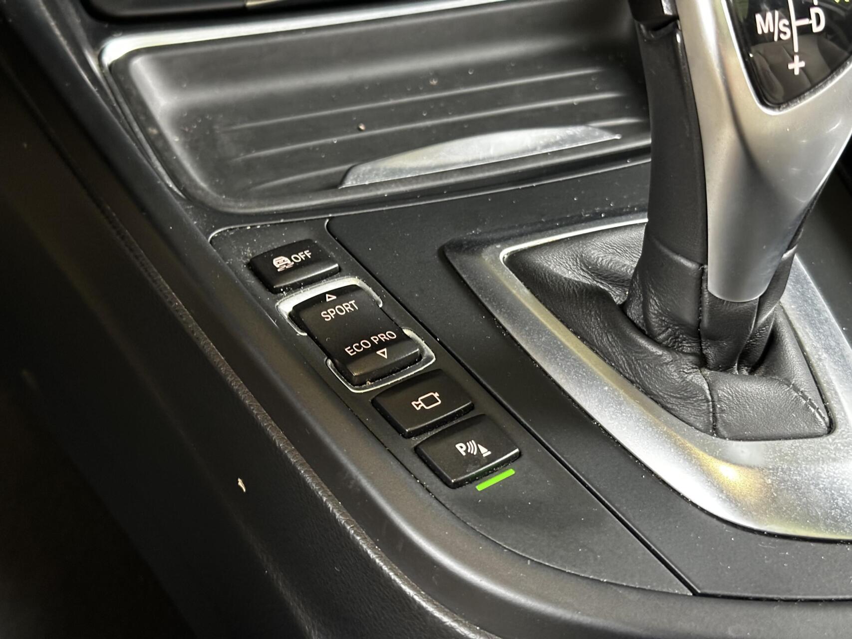 Foto van BMW 328i