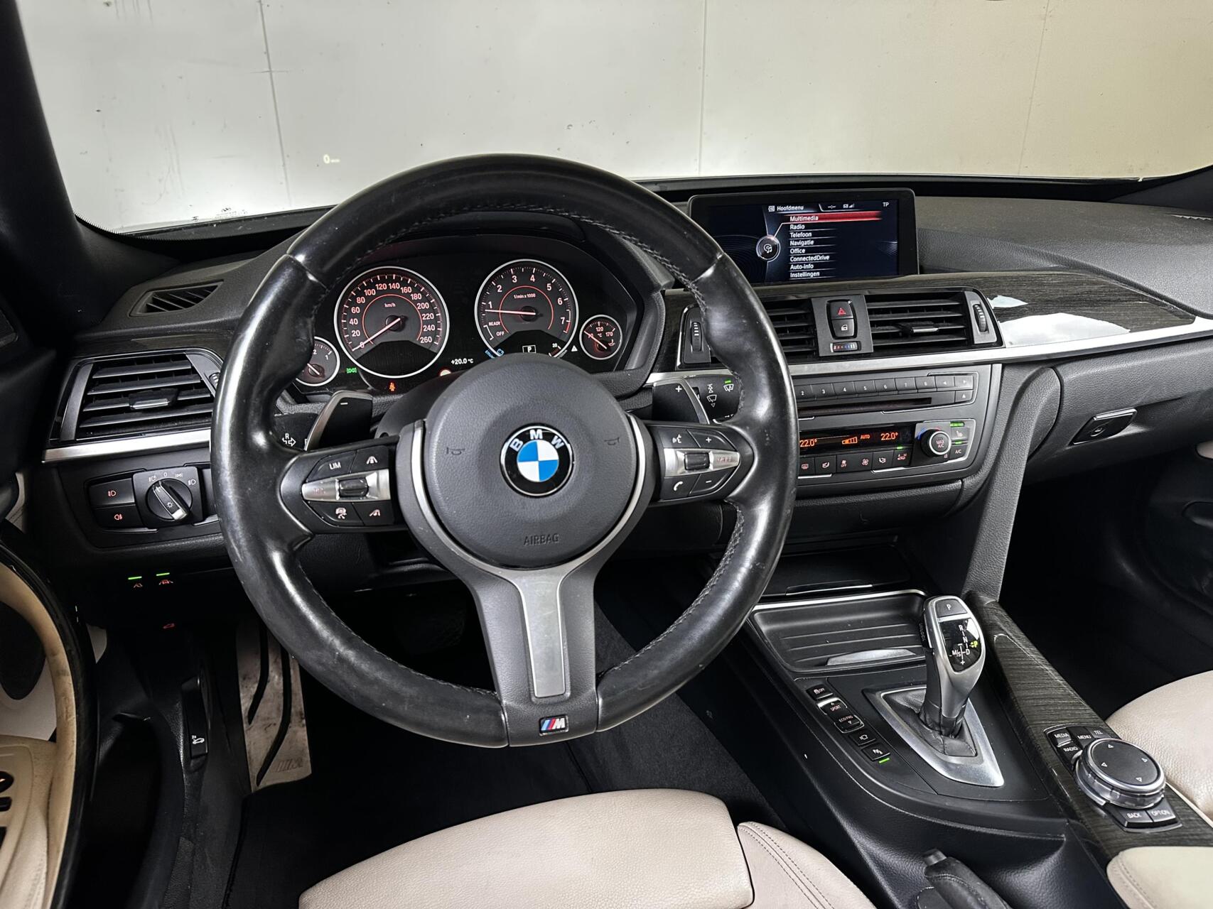 Foto van BMW 328i