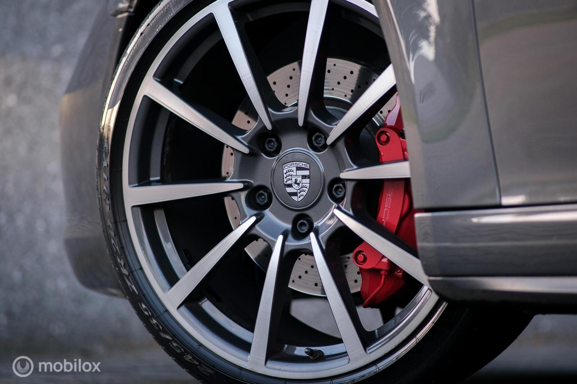 Foto van Porsche 911 Carrera 4s
