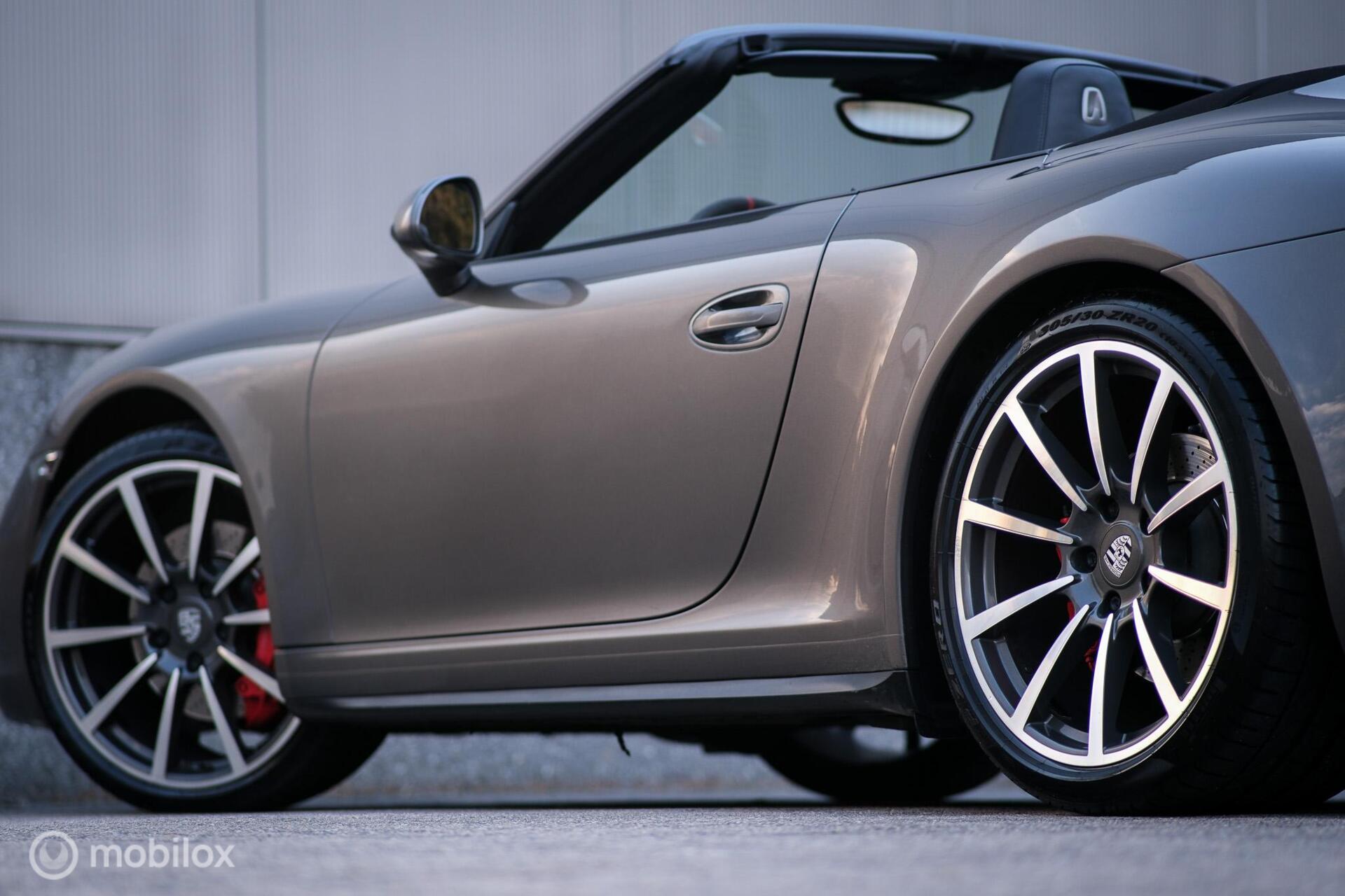 Foto van Porsche 911 Carrera 4s