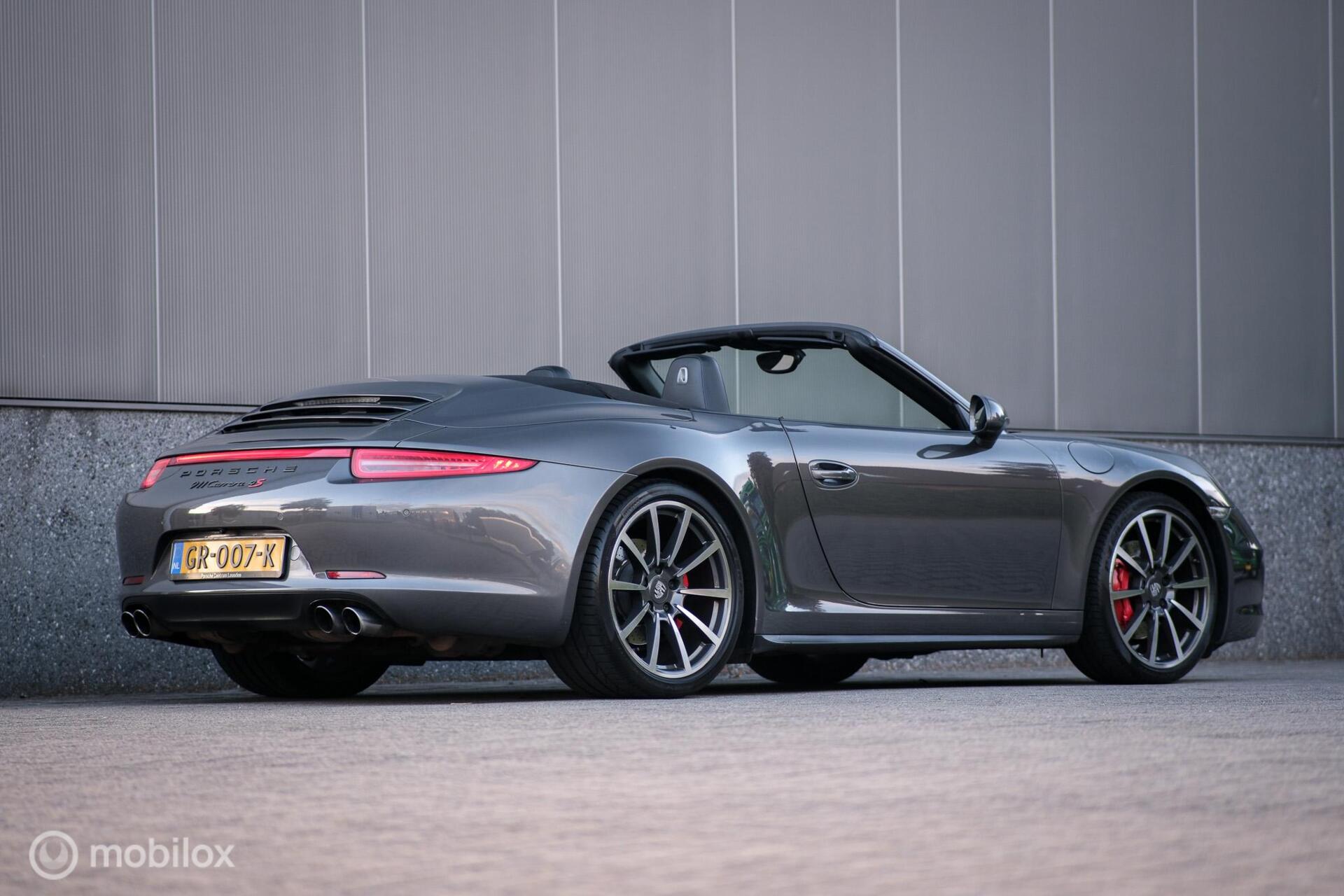 Foto van Porsche 911 Carrera 4s