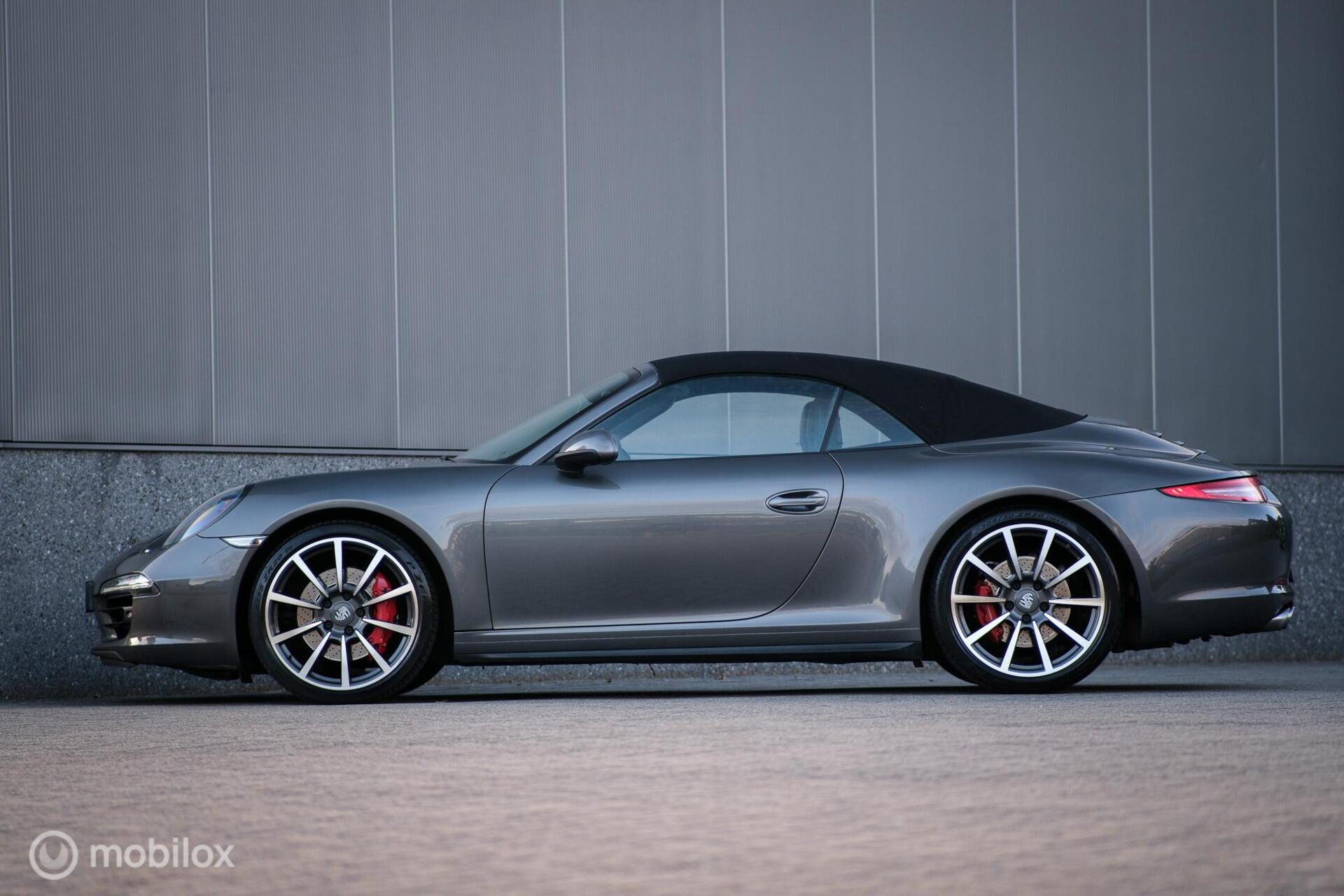 Foto van Porsche 911 Carrera 4s