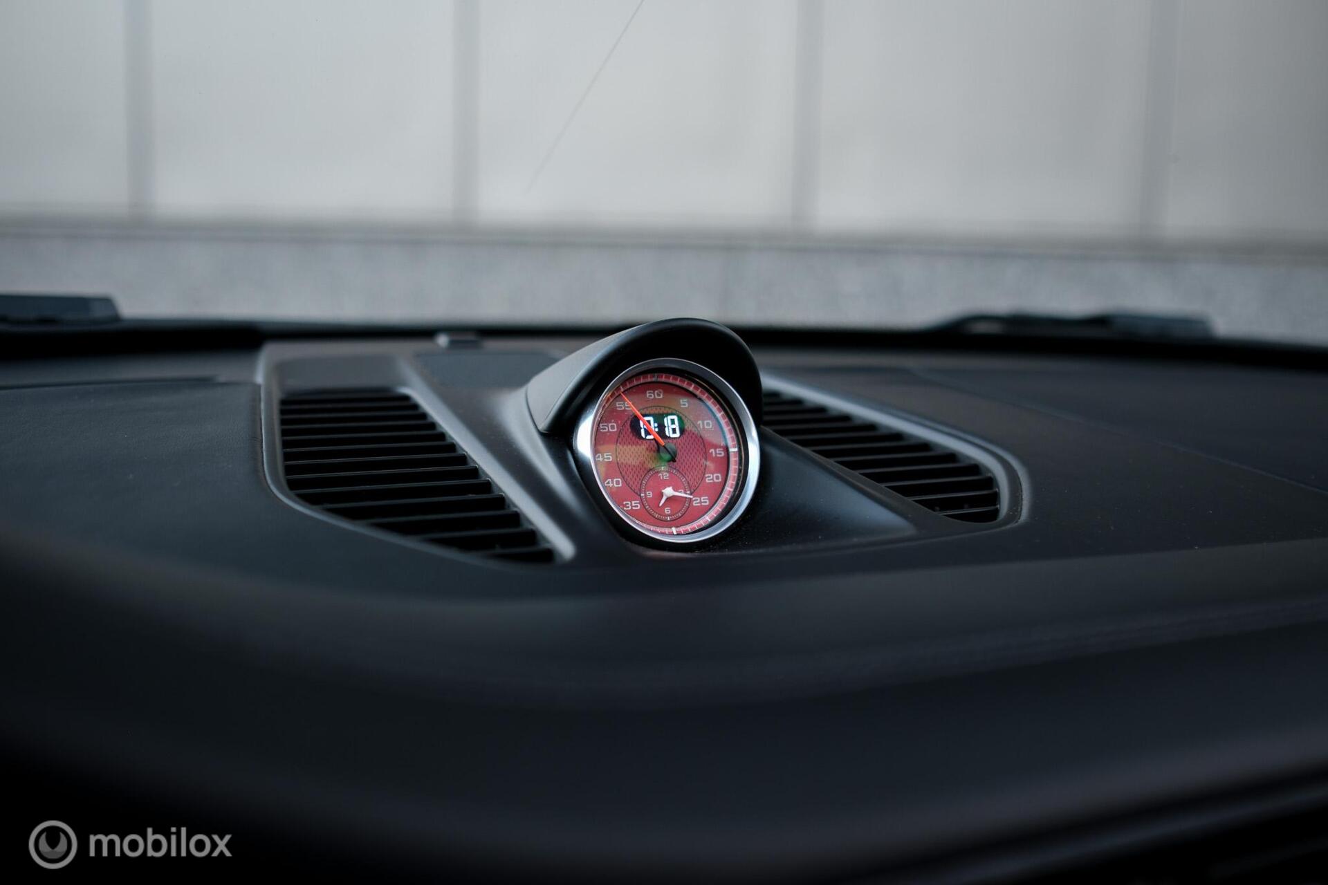 Foto van Porsche 911 Carrera 4s