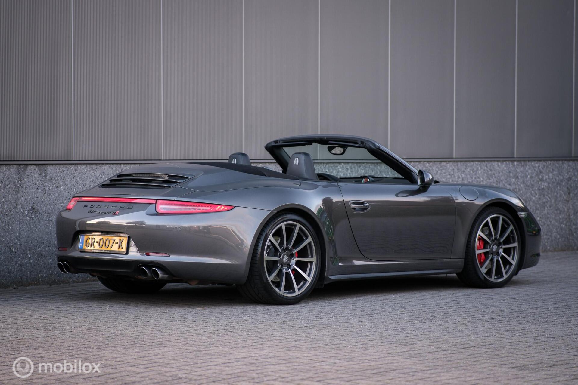 Foto van Porsche 911 Carrera 4s